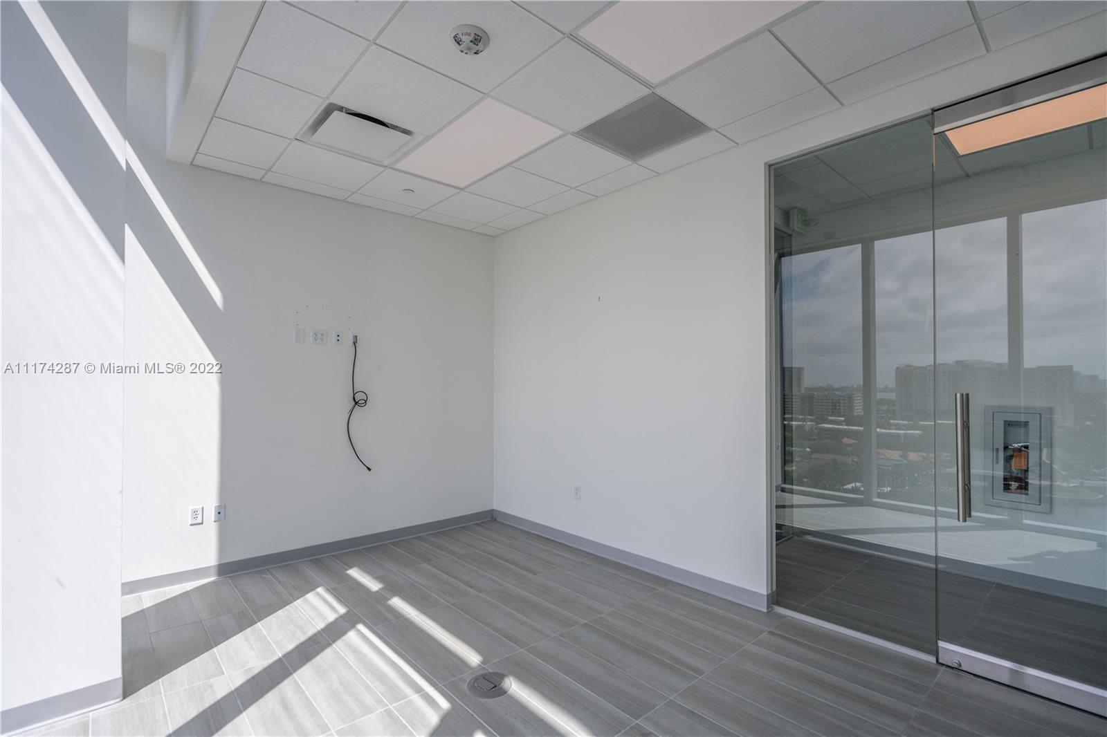 16690 Collins Ave 1104, Sunny Isles Beach, Florida 33160, ,Commercial Lease,For Rent,16690 Collins Ave 1104,A11174287