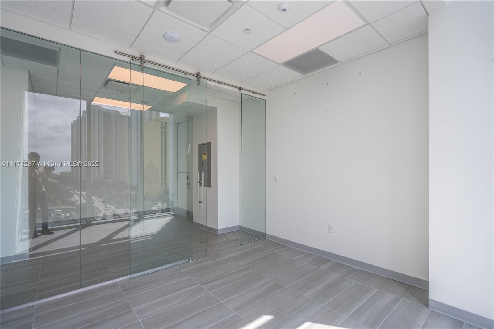 16690 Collins Ave 1104, Sunny Isles Beach, Florida 33160, ,Commercial Lease,For Rent,16690 Collins Ave 1104,A11174287