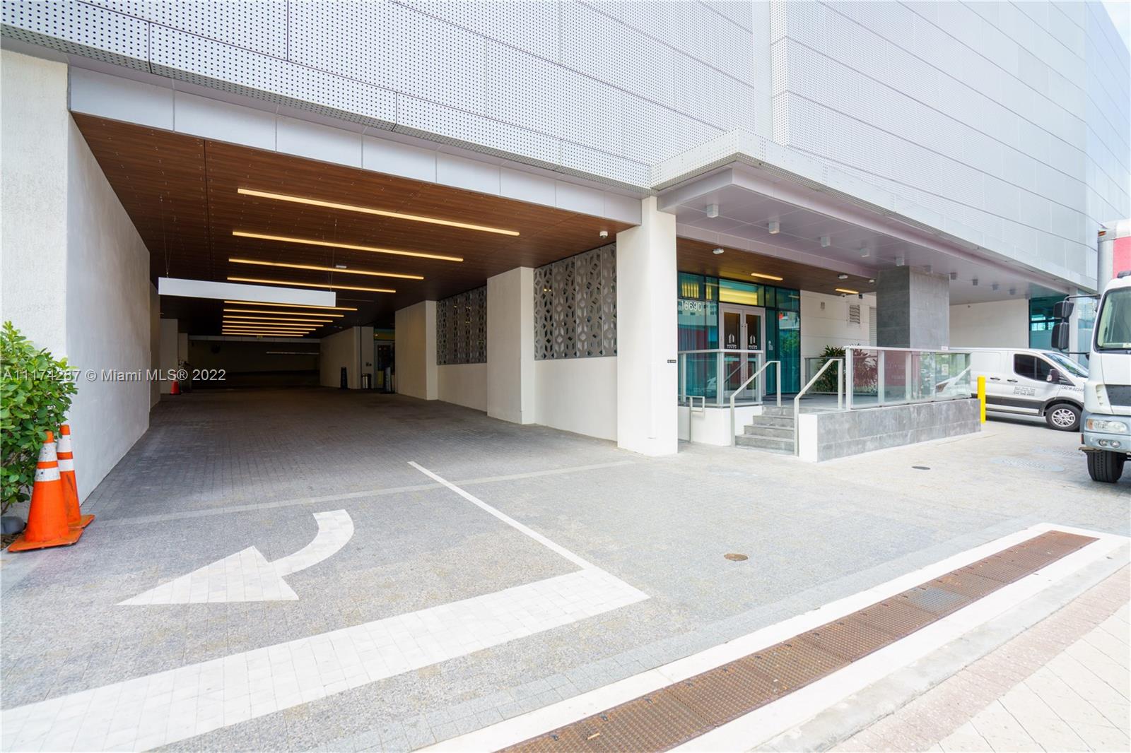 16690 Collins Ave 1104, Sunny Isles Beach, Florida 33160, ,Commercial Lease,For Rent,16690 Collins Ave 1104,A11174287