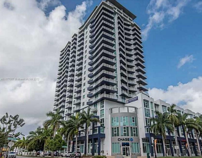 Gorgeous Spacious 1 Bedroom/1 Bath. One assigned covered parking space, fantastic pool, hot tub, fully equipped gym ,24 hour security & trash removal. The 1800 Biscayne Plaza Building w/Modern Lobby is located in the Edgewater Area, across from Publix & Margaret Pace Park, nearby I-95, fine-dining restaurants, Wynwood, Miami Design District, FTX Arena formerly known as AA Arena, Adrienne Arsht Center & world famous destination South Beach.
