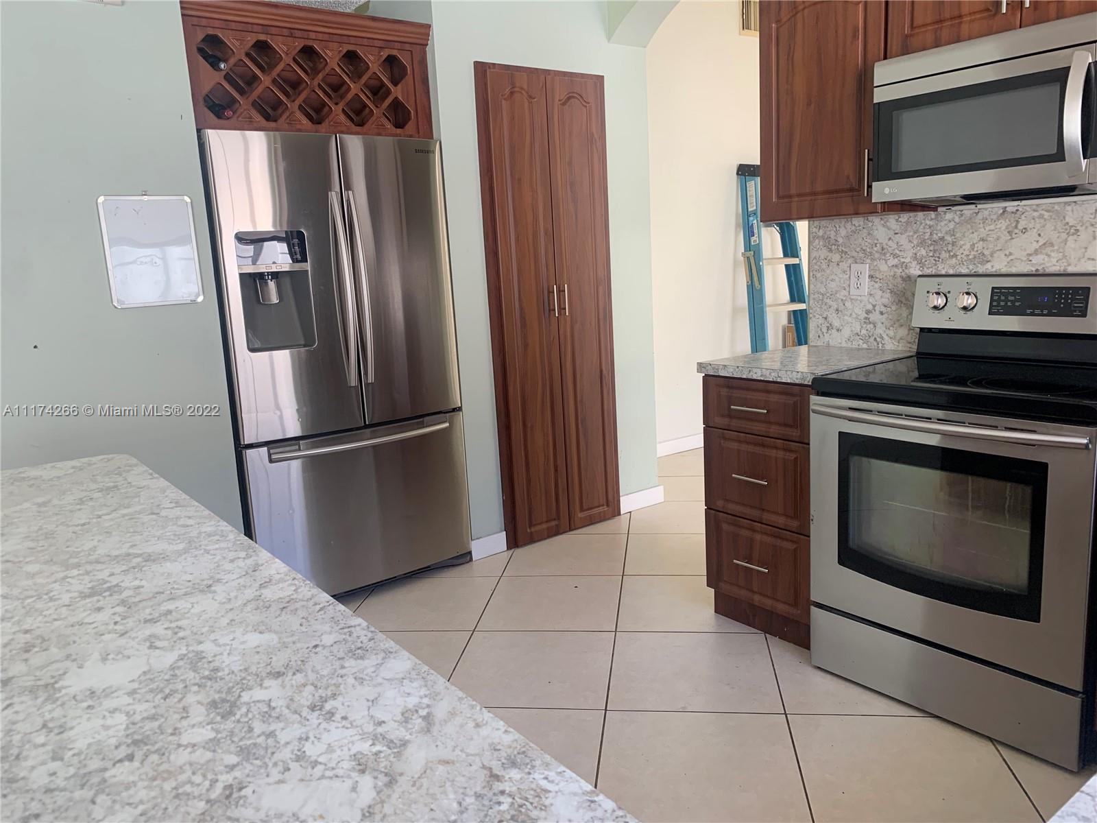 Listing Photo 32