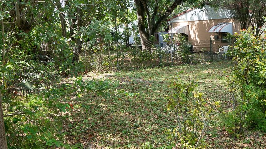 Listing Photo 14