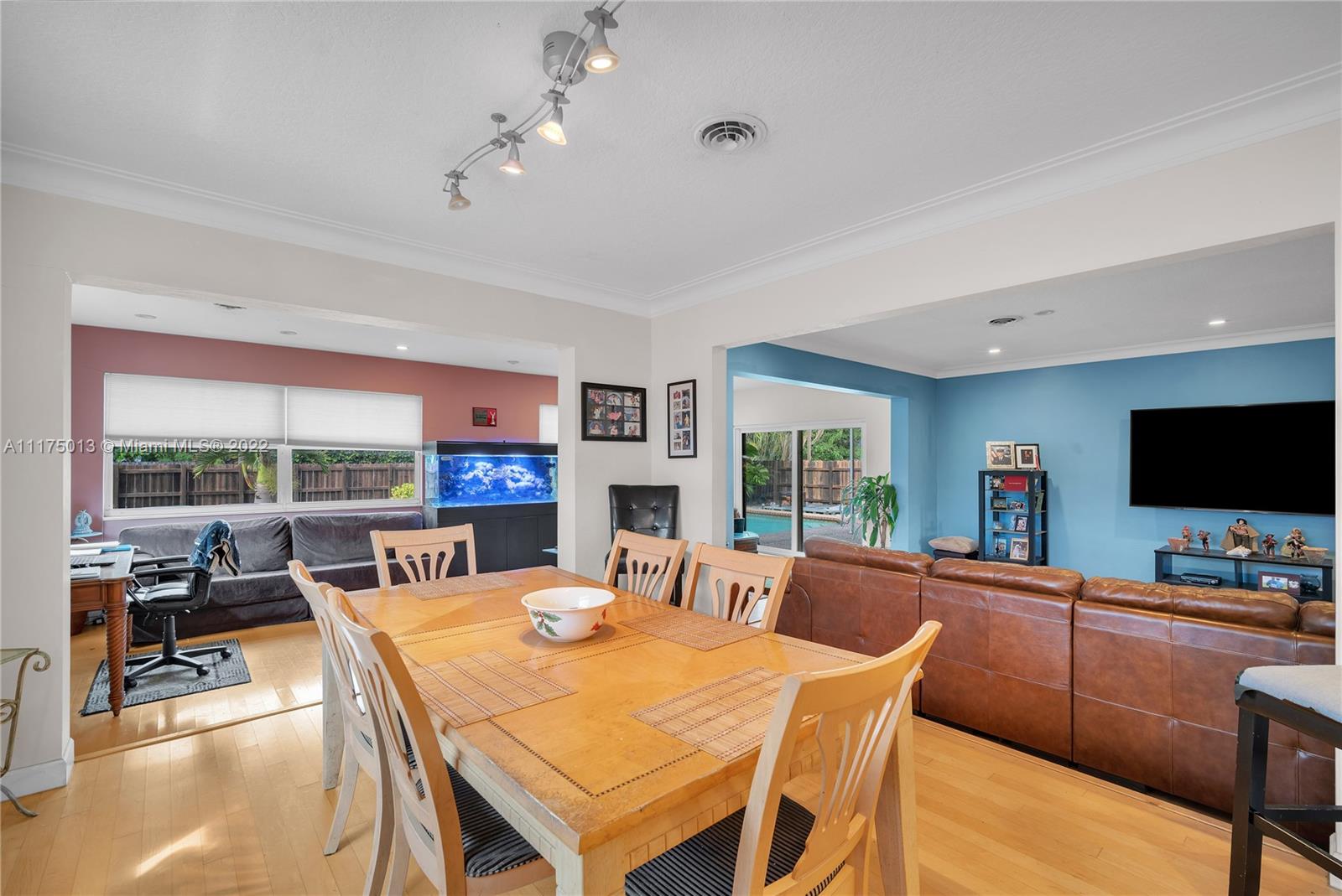 Listing Photo 15