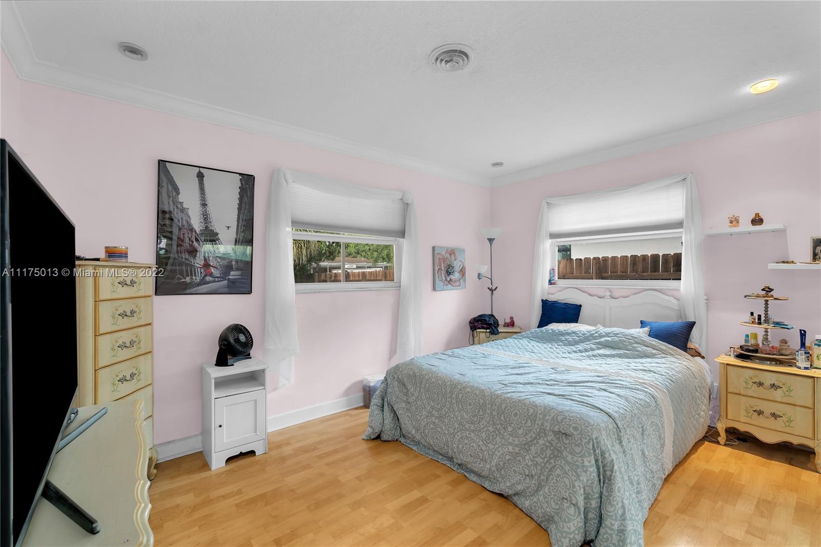 Listing Photo 25