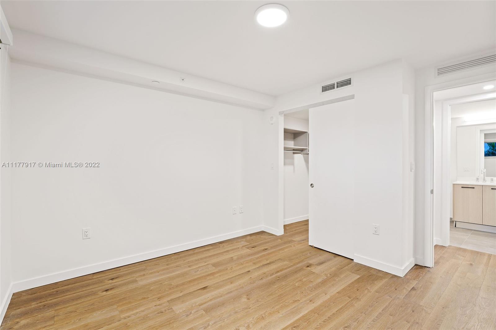 1500 Bay Rd N-1525, Miami Beach, Florida 33139, 2 Bedrooms Bedrooms, ,2 BathroomsBathrooms,Residential Lease,For Rent,1500 Bay Rd N-1525,A11177917