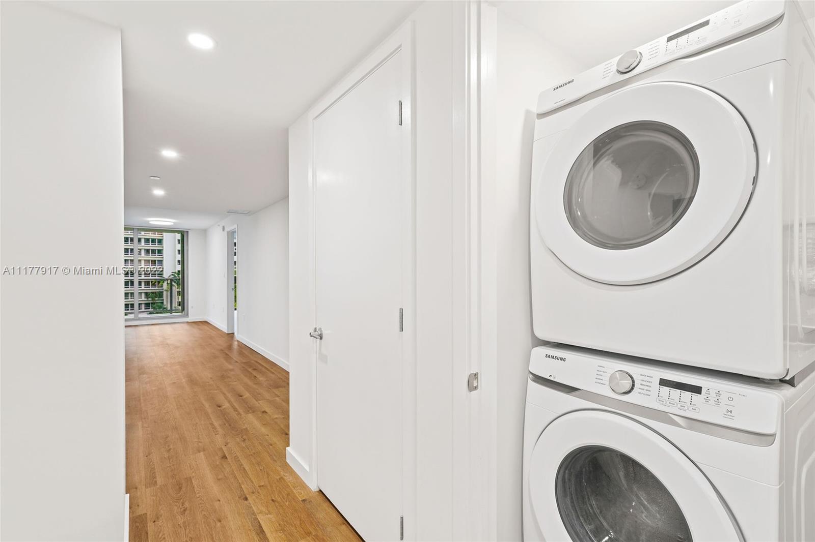 1500 Bay Rd N-1525, Miami Beach, Florida 33139, 2 Bedrooms Bedrooms, ,2 BathroomsBathrooms,Residential Lease,For Rent,1500 Bay Rd N-1525,A11177917