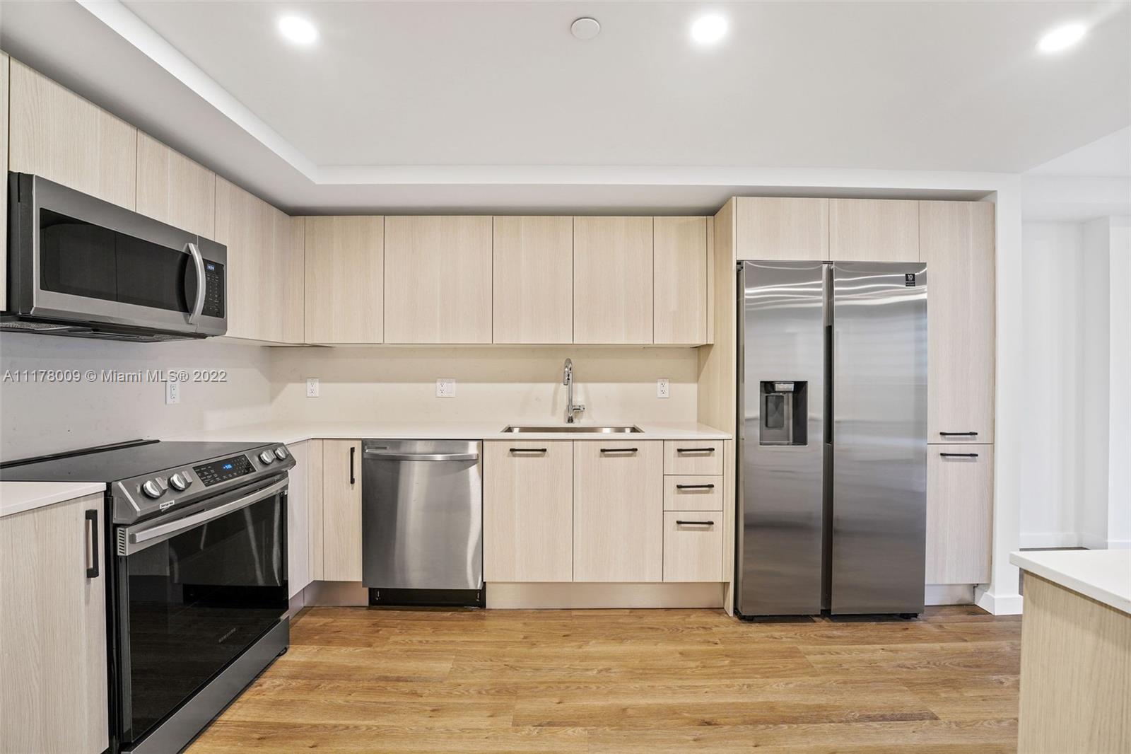 1504 Bay Rd N-1525, Miami Beach, Florida 33139, 2 Bedrooms Bedrooms, ,2 BathroomsBathrooms,Residential Lease,For Rent,1504 Bay Rd N-1525,A11178009