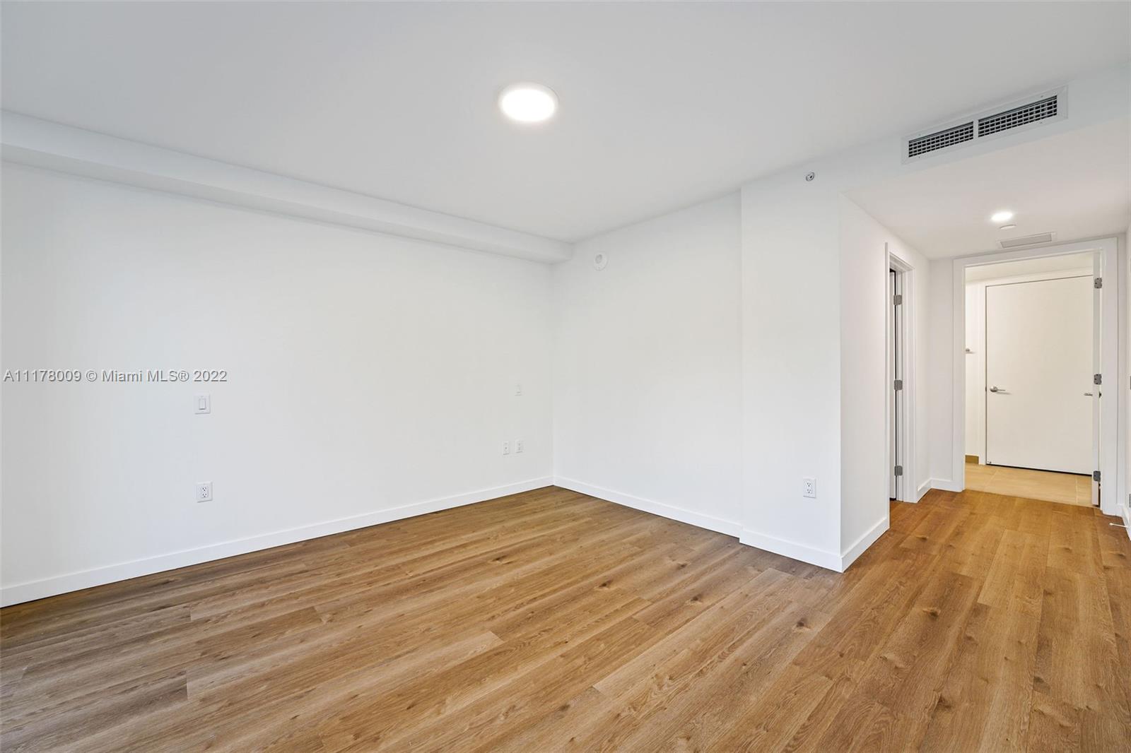 1504 Bay Rd N-1525, Miami Beach, Florida 33139, 2 Bedrooms Bedrooms, ,2 BathroomsBathrooms,Residential Lease,For Rent,1504 Bay Rd N-1525,A11178009