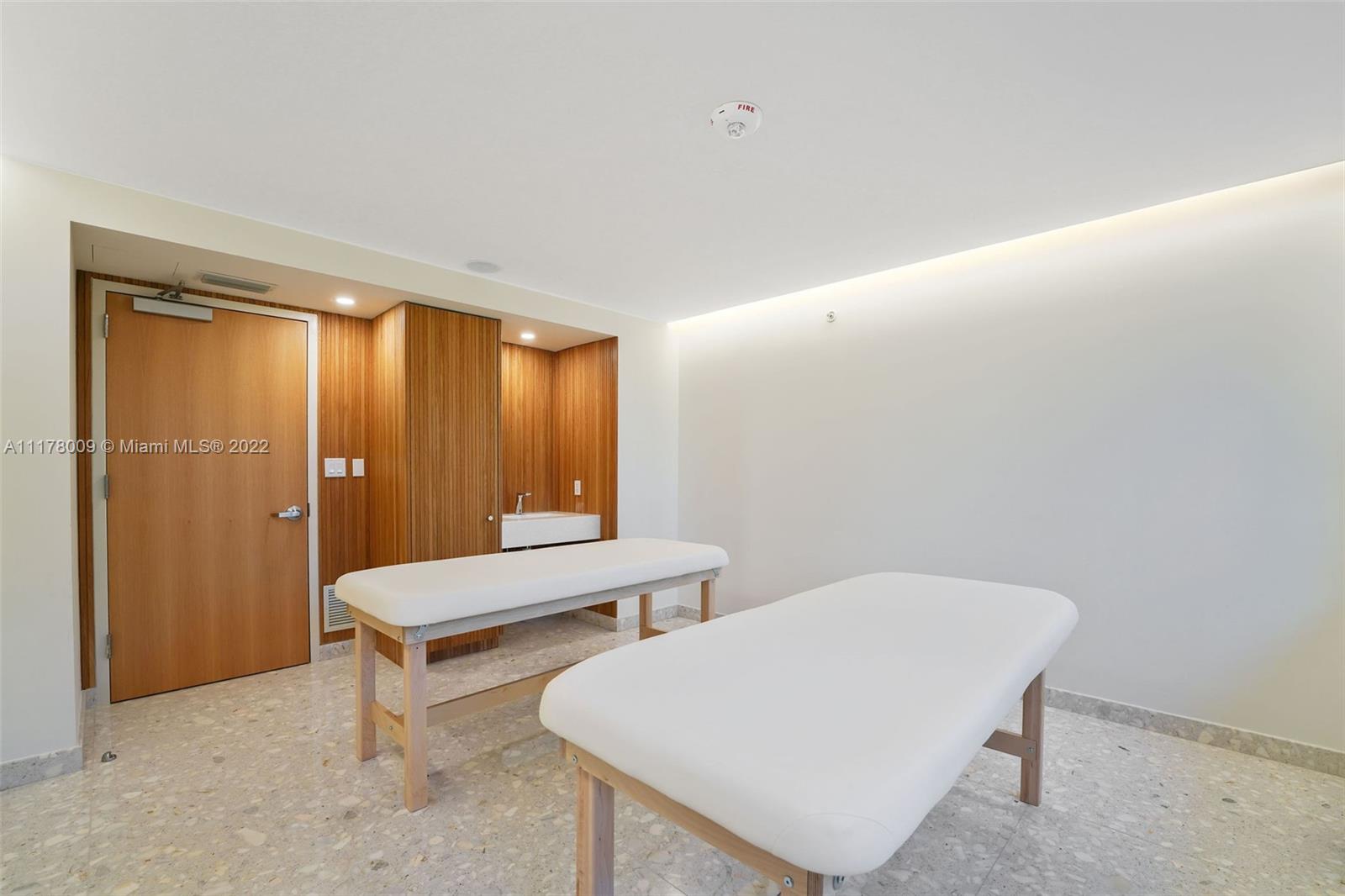 1504 Bay Rd N-1525, Miami Beach, Florida 33139, 2 Bedrooms Bedrooms, ,2 BathroomsBathrooms,Residential Lease,For Rent,1504 Bay Rd N-1525,A11178009