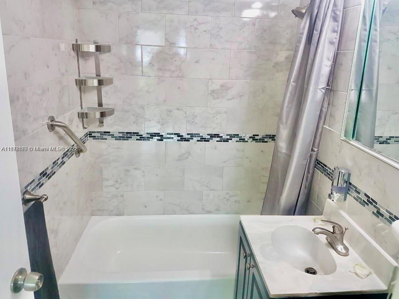 PH-30 Bathroom