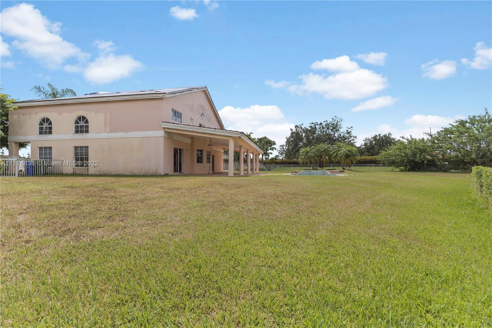 Listing Photo 34