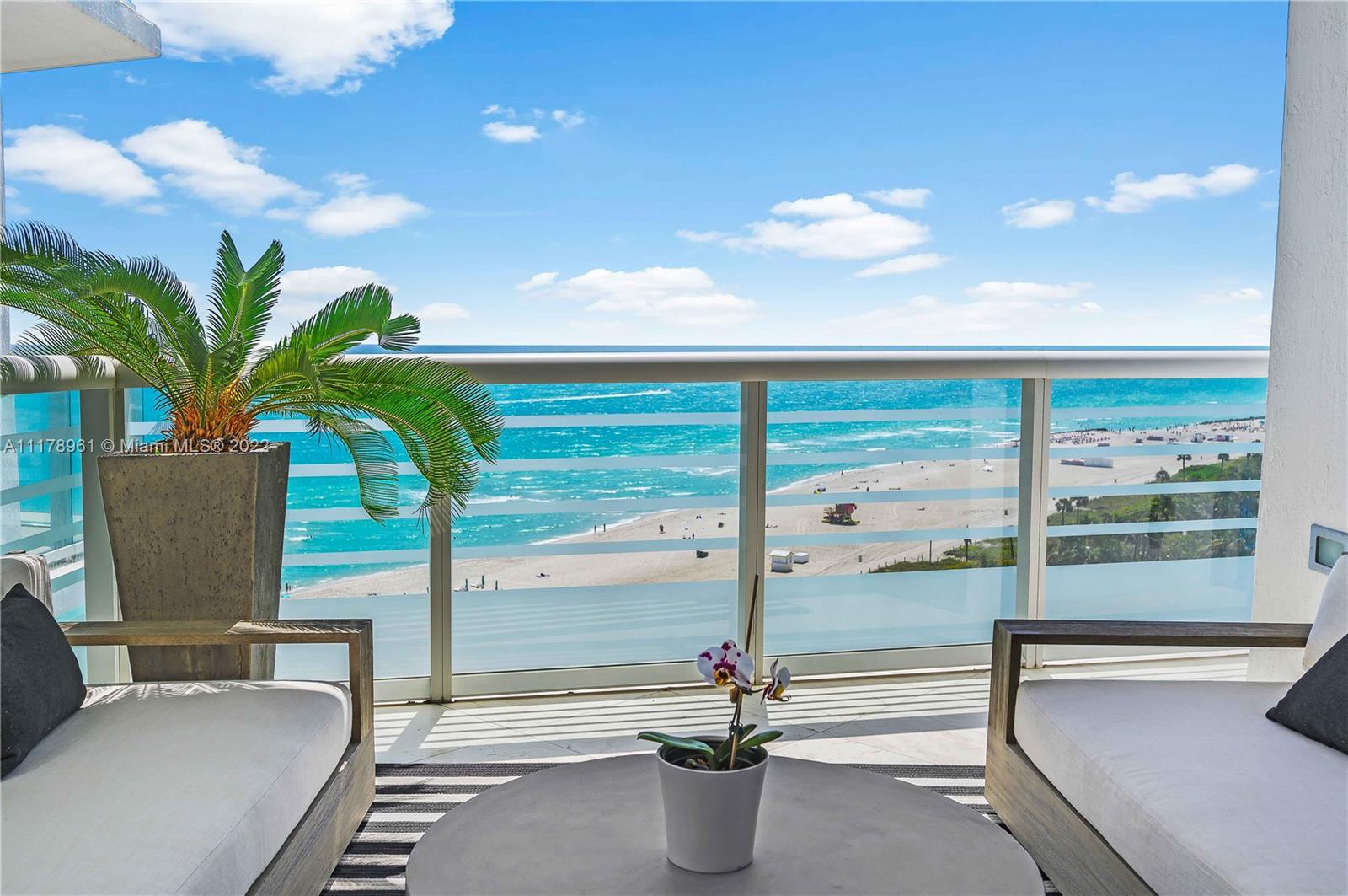 3801 Collins Ave 1404, Miami Beach, Florida 33140, 2 Bedrooms Bedrooms, ,2 BathroomsBathrooms,Residential,For Sale,3801 Collins Ave 1404,A11178961