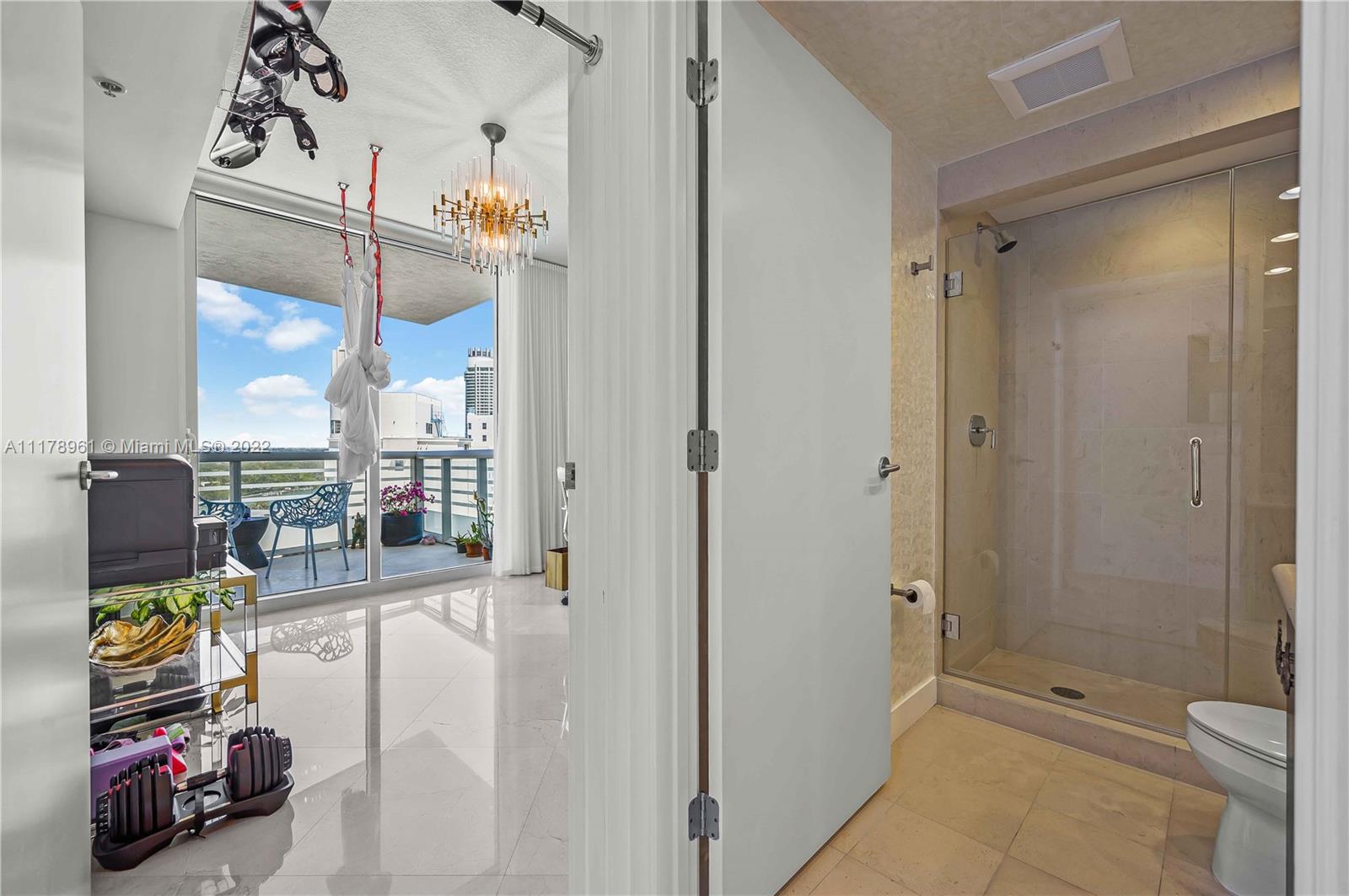3801 Collins Ave 1404, Miami Beach, Florida 33140, 2 Bedrooms Bedrooms, ,2 BathroomsBathrooms,Residential,For Sale,3801 Collins Ave 1404,A11178961