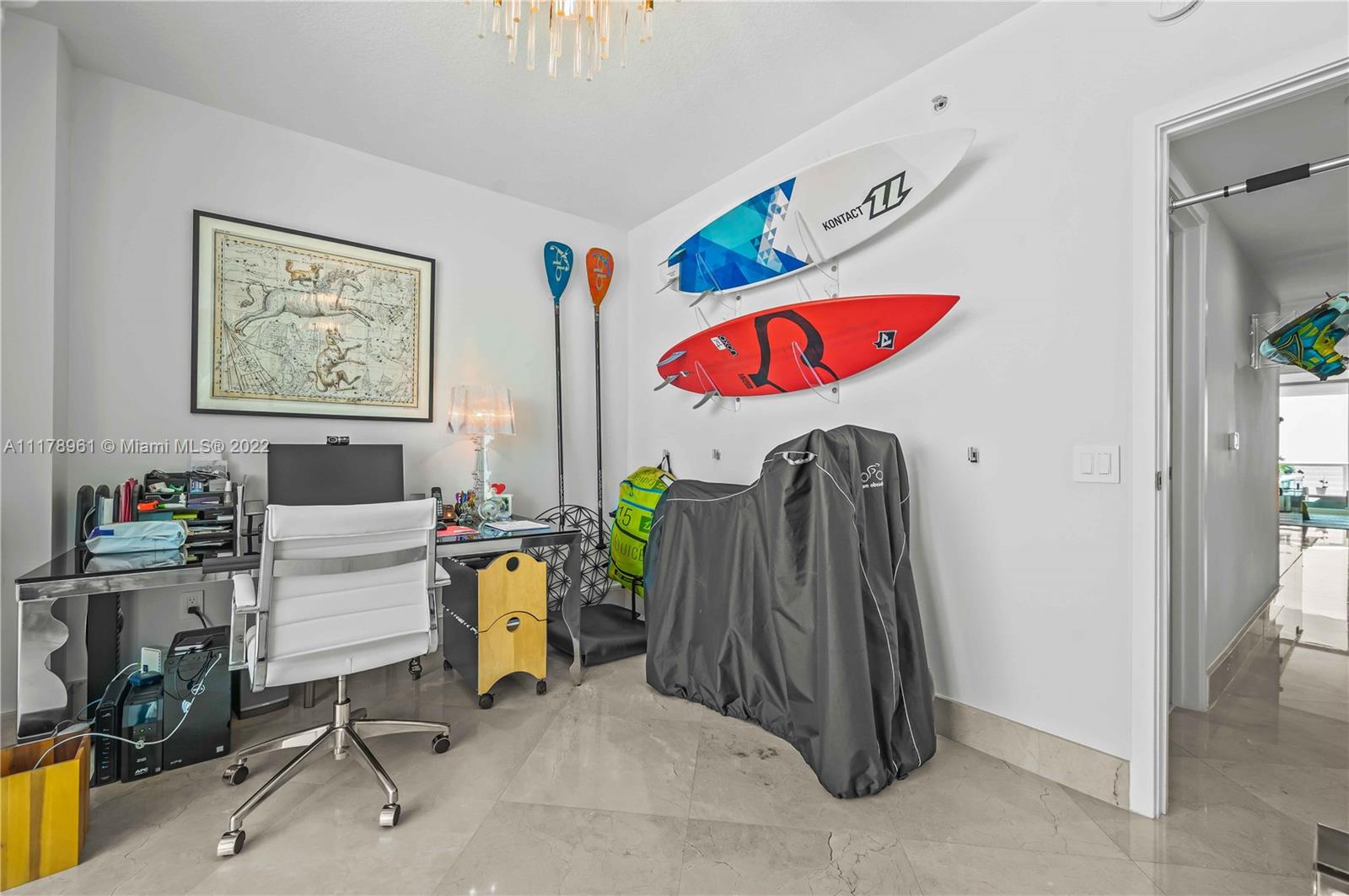 3801 Collins Ave 1404, Miami Beach, Florida 33140, 2 Bedrooms Bedrooms, ,2 BathroomsBathrooms,Residential,For Sale,3801 Collins Ave 1404,A11178961