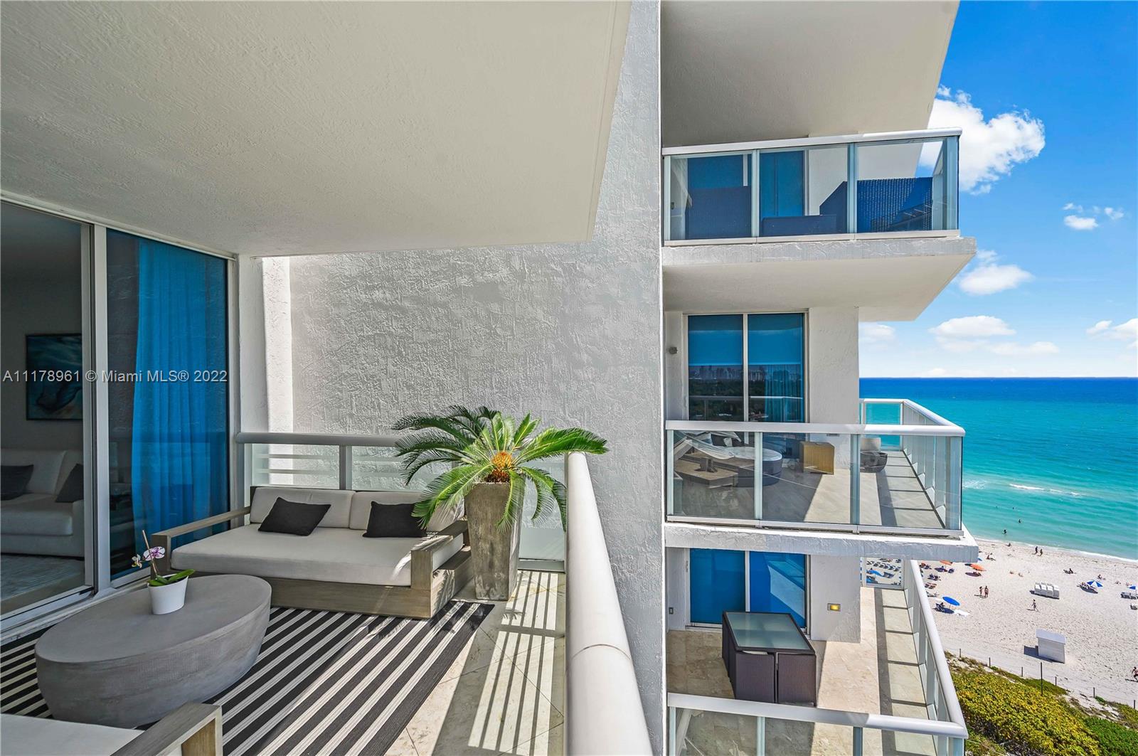 3801 Collins Ave 1404, Miami Beach, Florida 33140, 2 Bedrooms Bedrooms, ,2 BathroomsBathrooms,Residential,For Sale,3801 Collins Ave 1404,A11178961