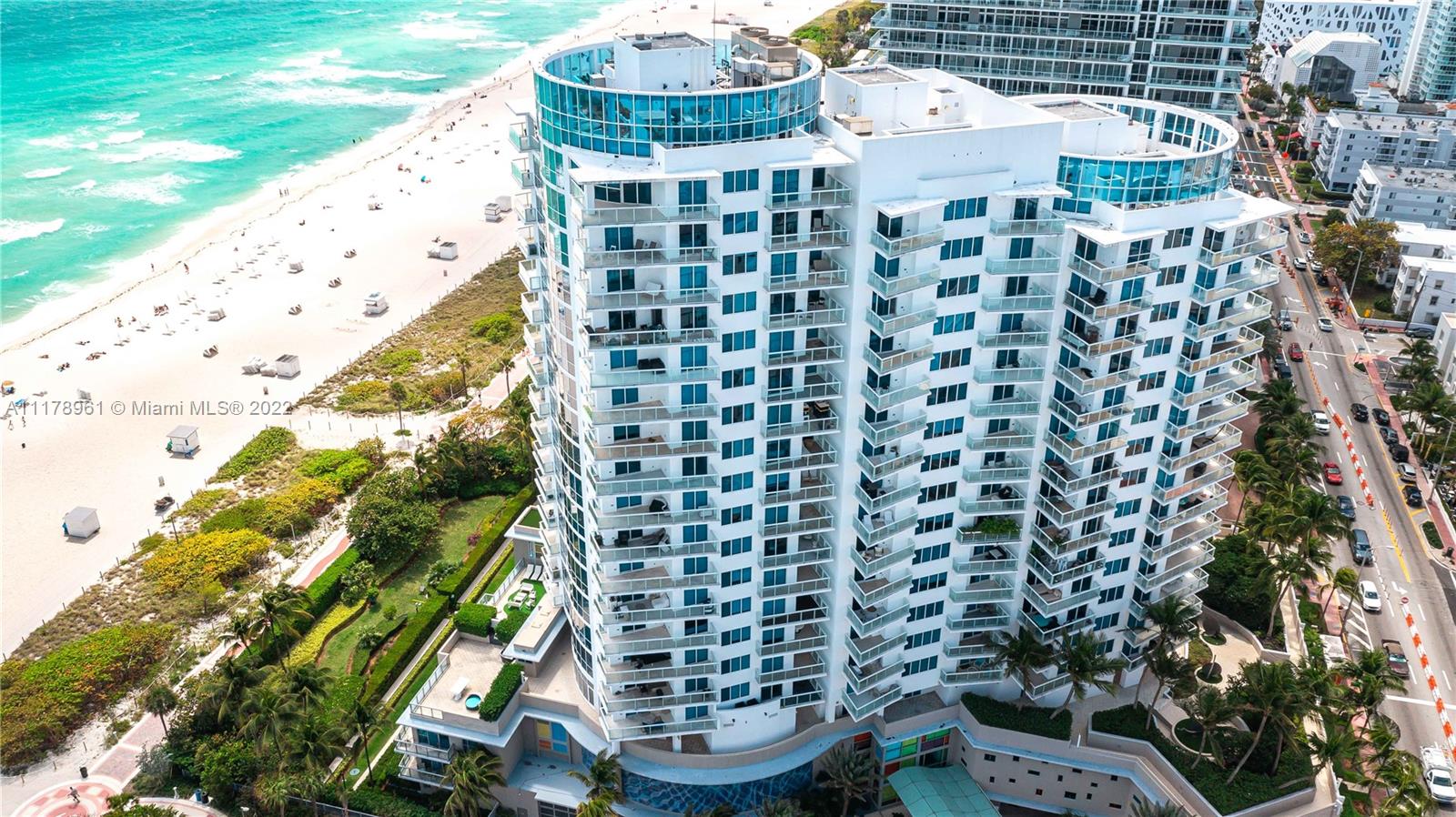 3801 Collins Ave 1404, Miami Beach, Florida 33140, 2 Bedrooms Bedrooms, ,2 BathroomsBathrooms,Residential,For Sale,3801 Collins Ave 1404,A11178961