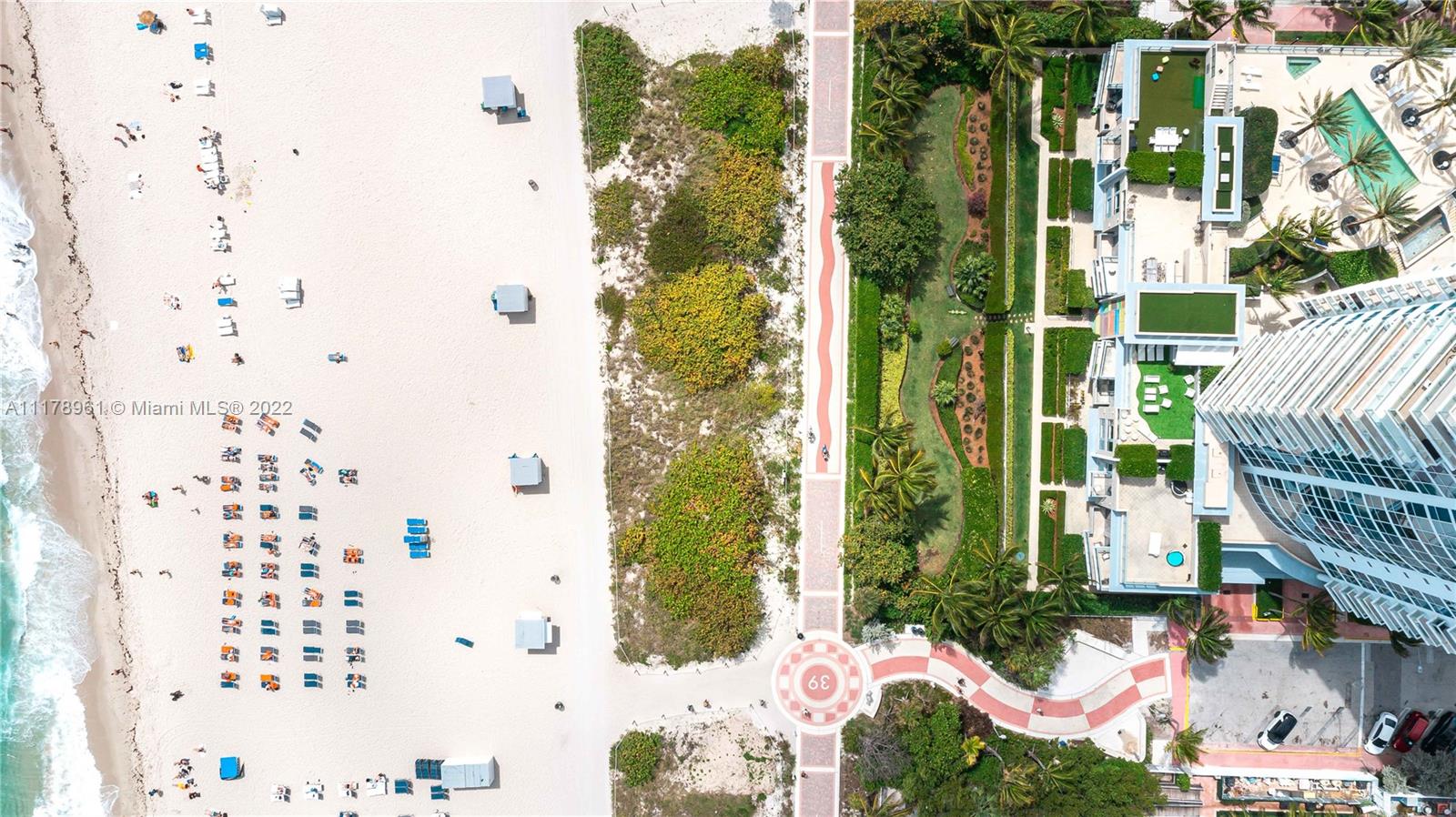 3801 Collins Ave 1404, Miami Beach, Florida 33140, 2 Bedrooms Bedrooms, ,2 BathroomsBathrooms,Residential,For Sale,3801 Collins Ave 1404,A11178961
