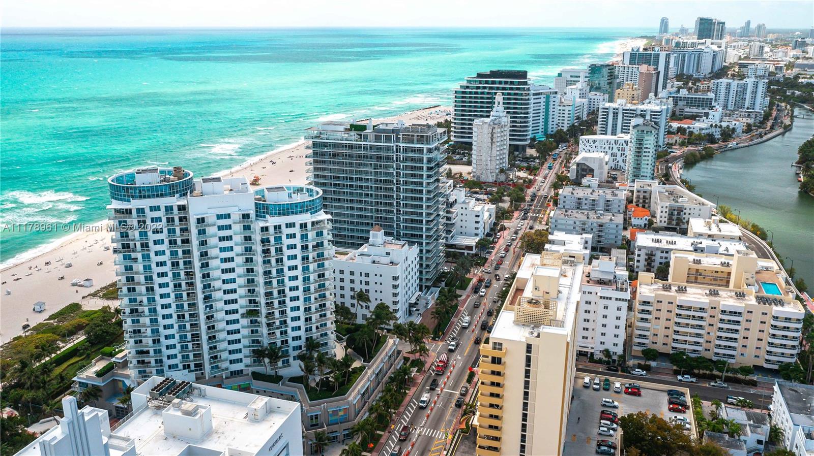 3801 Collins Ave 1404, Miami Beach, Florida 33140, 2 Bedrooms Bedrooms, ,2 BathroomsBathrooms,Residential,For Sale,3801 Collins Ave 1404,A11178961