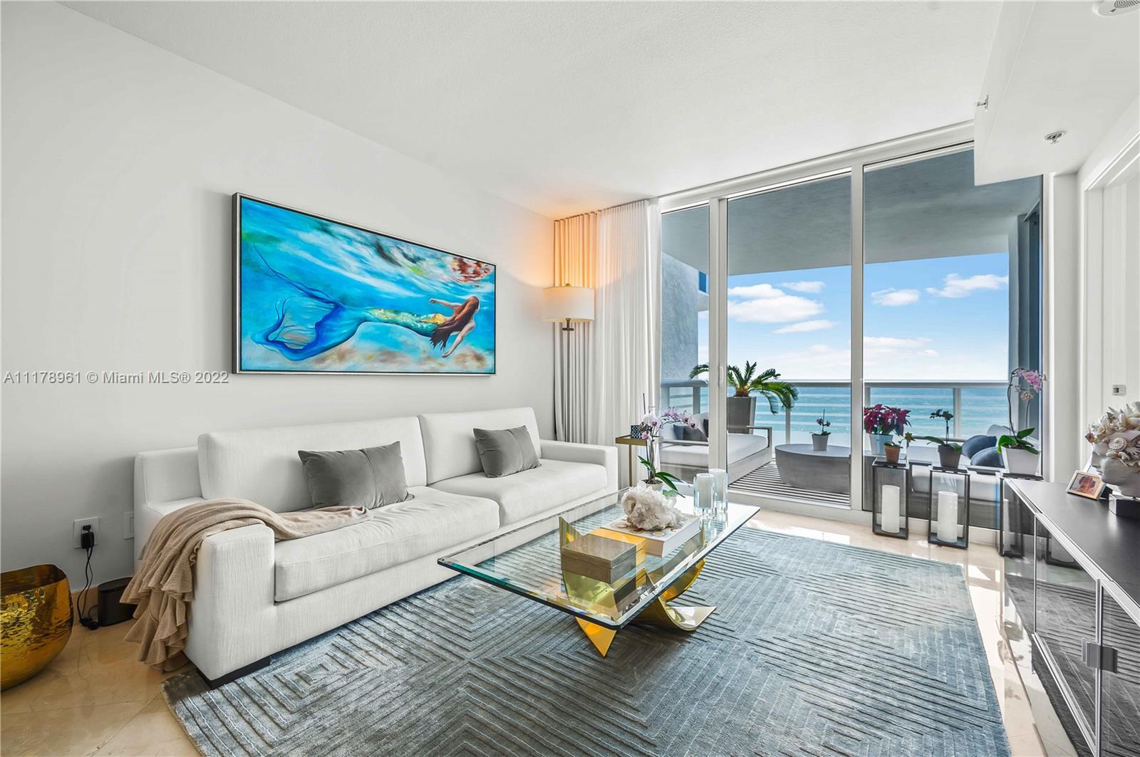 3801 Collins Ave 1404, Miami Beach, Florida 33140, 2 Bedrooms Bedrooms, ,2 BathroomsBathrooms,Residential,For Sale,3801 Collins Ave 1404,A11178961