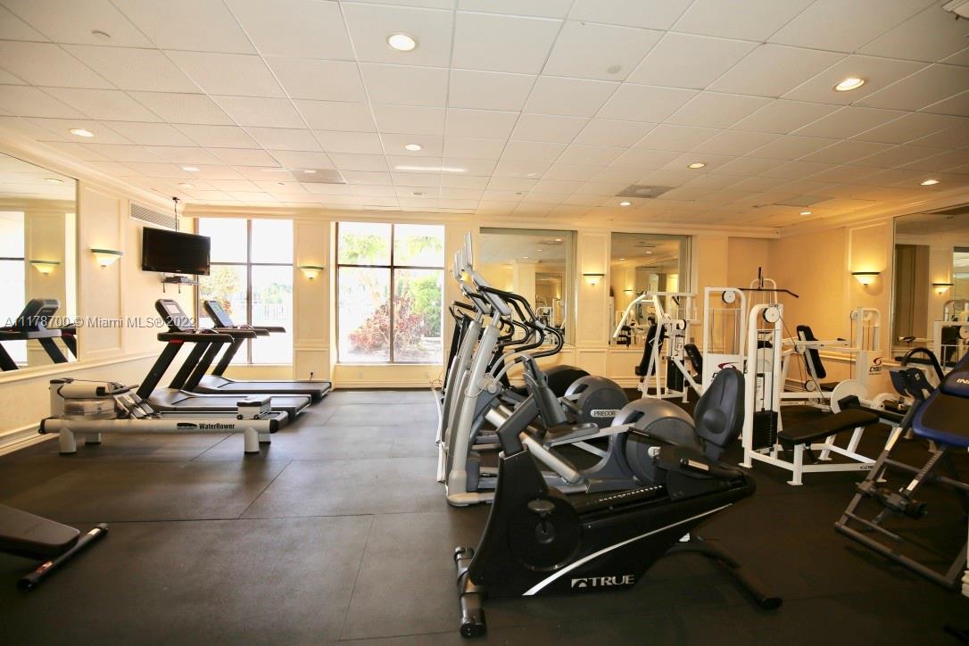 5700 Collins Ave 14N, Miami Beach, Florida 33140, 1 Bedroom Bedrooms, ,1 BathroomBathrooms,Residential,For Sale,5700 Collins Ave 14N,A11178700