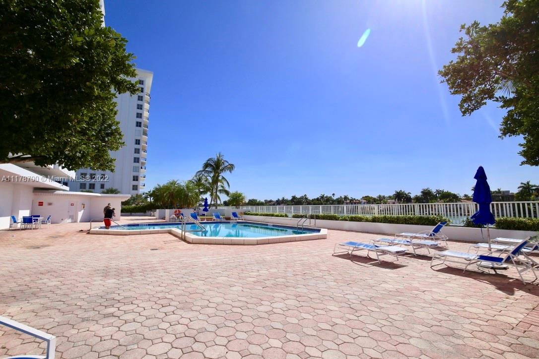 5700 Collins Ave 14N, Miami Beach, Florida 33140, 1 Bedroom Bedrooms, ,1 BathroomBathrooms,Residential,For Sale,5700 Collins Ave 14N,A11178700