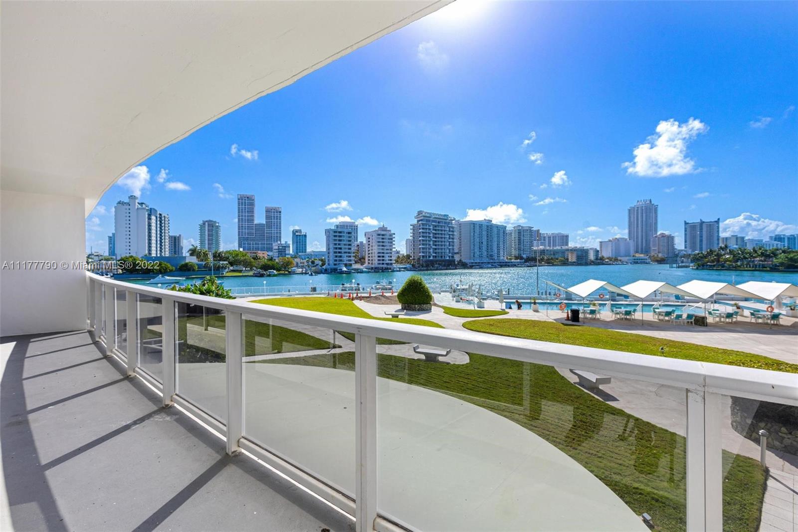 900  Bay #208 For Sale A11177790, FL