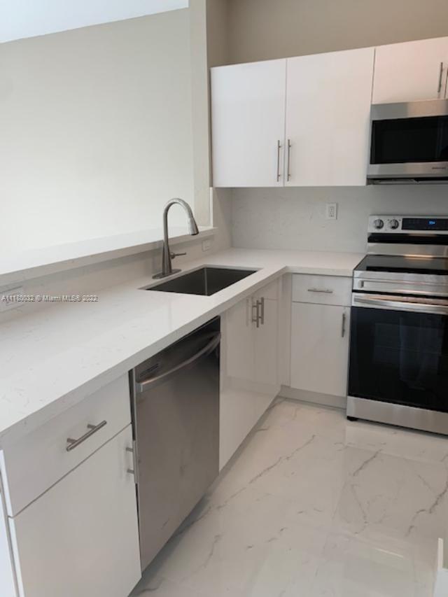 1555 NE 33rd Rd 107-2, Homestead, Florida 33033, 3 Bedrooms Bedrooms, ,2 BathroomsBathrooms,Residential,For Sale,1555 NE 33rd Rd 107-2,A11180032