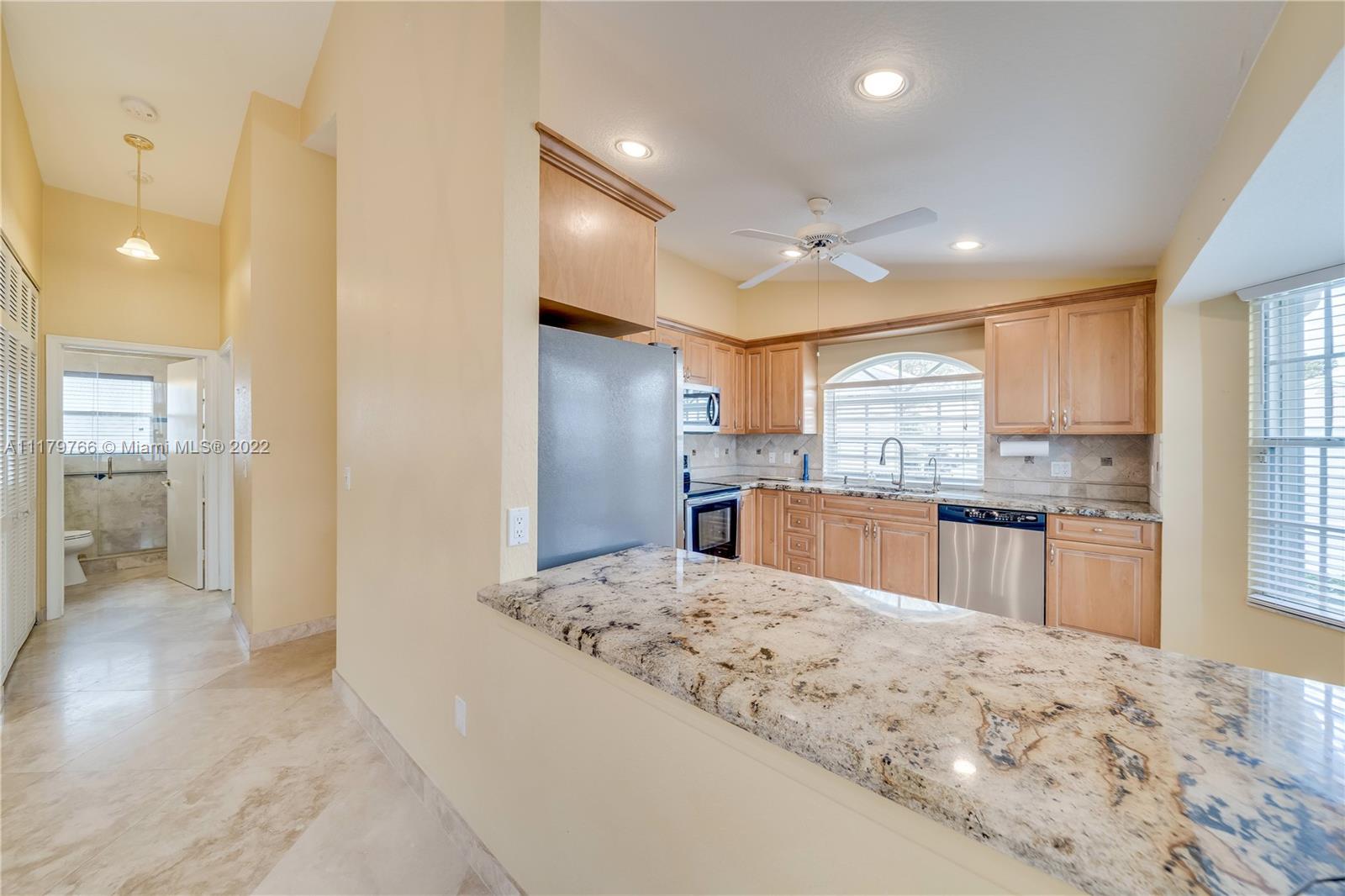 Listing Photo 16