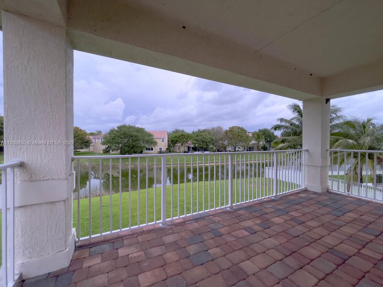 Listing Photo 22