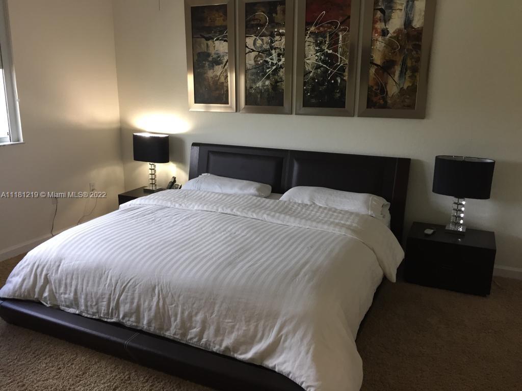 MASTER BED