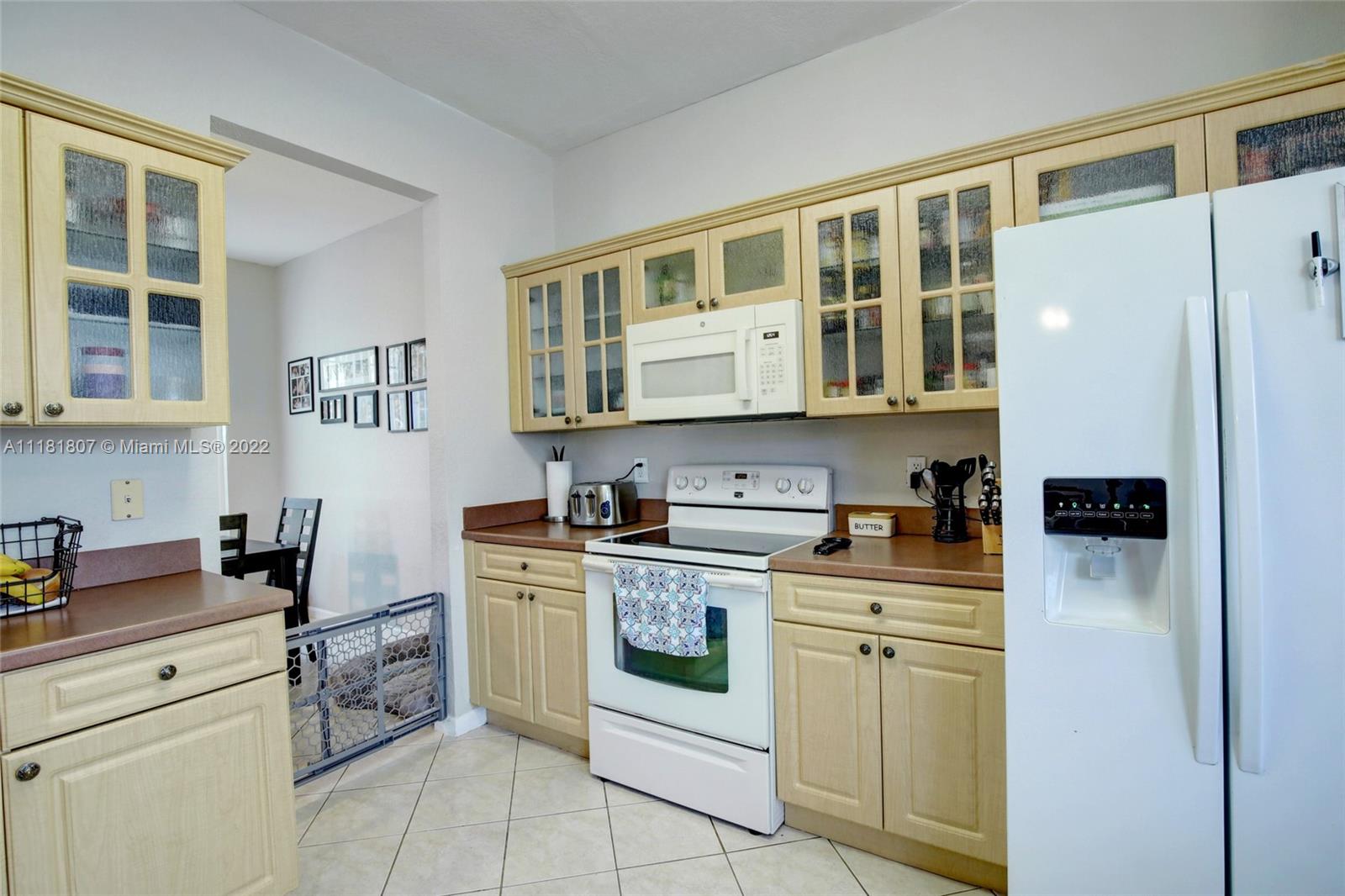 Listing Photo 8