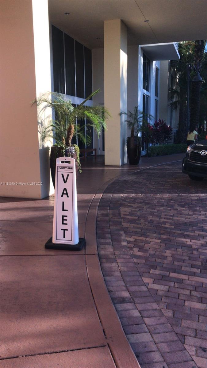2775 NE 187th St 211, Aventura, Florida 33180, 1 Bedroom Bedrooms, ,1 BathroomBathrooms,Residential Lease,For Rent,2775 NE 187th St 211,A11181879