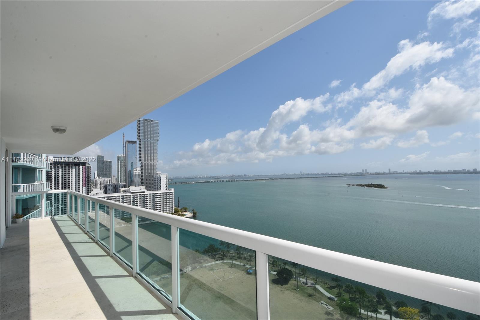LOCATION!!!LOCATION!!!LOCATION!! RARE 09 line on the market of the amazing 1800 Club Condo building in sought after Edgewater. 2 bedroom 2 bath . Breathtaking bay views directly across Biscayne Bay & Margaret Pace Park within walking distance from the Performance Arts Center, and minutes from the best areas in Miami: Downtown, Wynwood, Brickell, Midtown, Design District ,Miami Beach, Port of Miami and the Miami Intl airport. Walk to cafes, restaurants, night life and so much more. Fitness center , spa, 3 pools, sky lobby and party room.