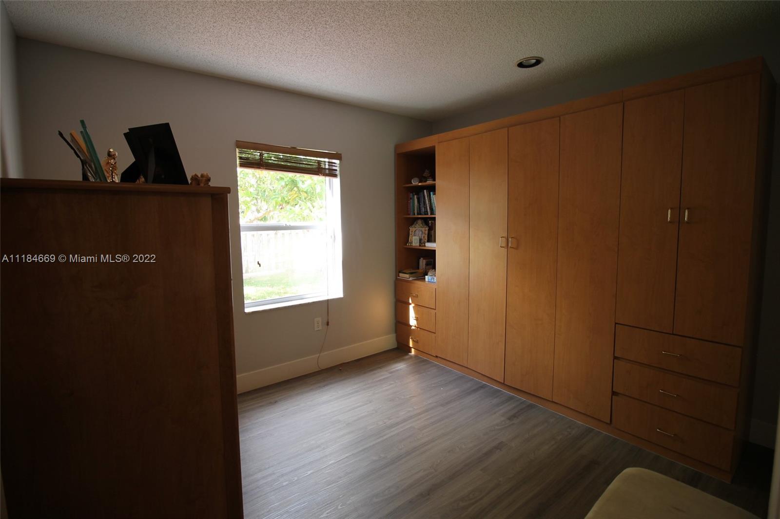 Listing Photo 20