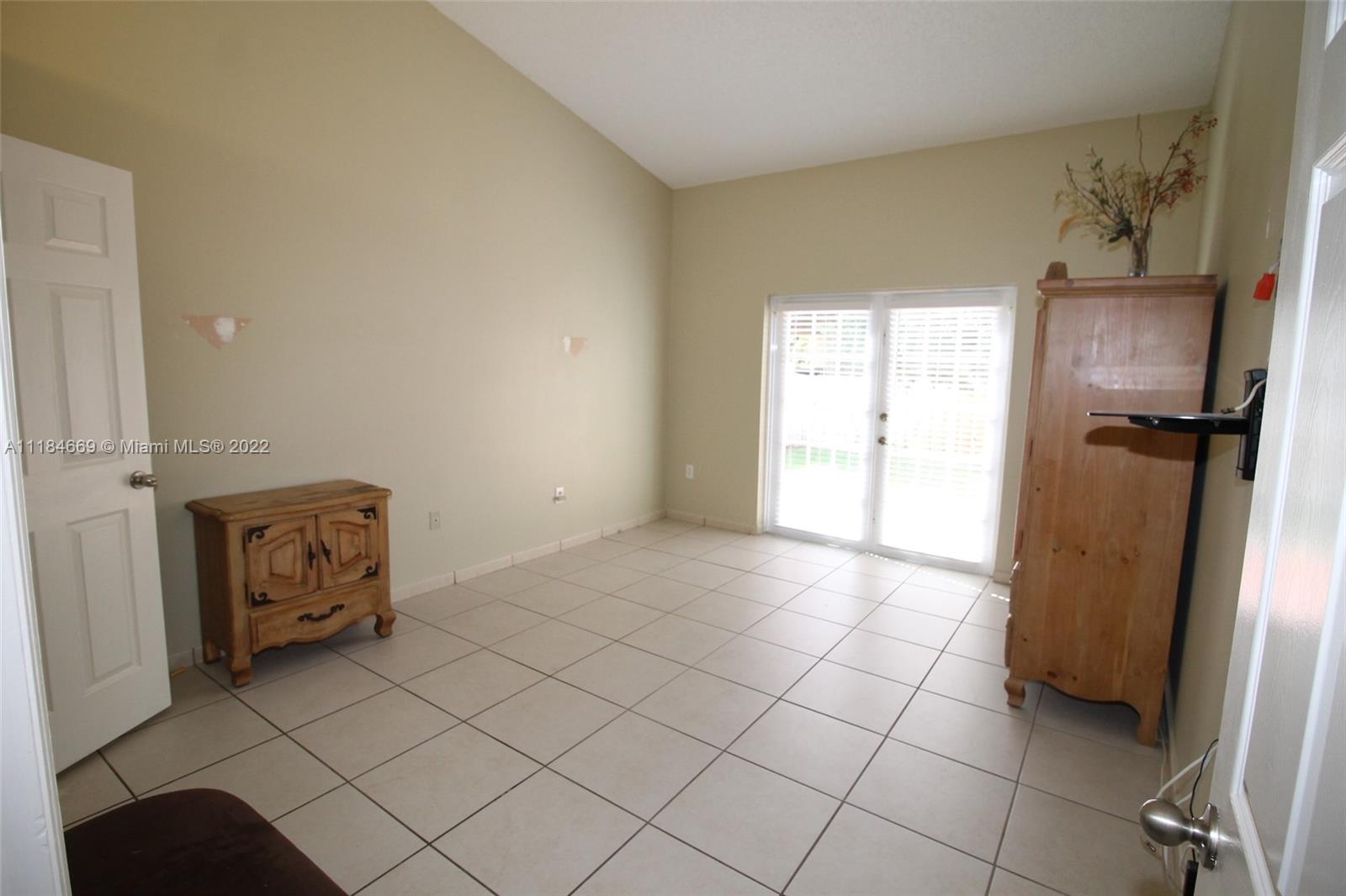 Listing Photo 24