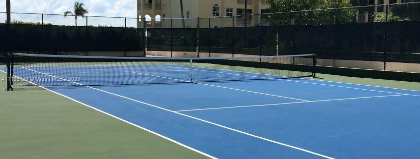 one of a handful of complexes with own tennis courts