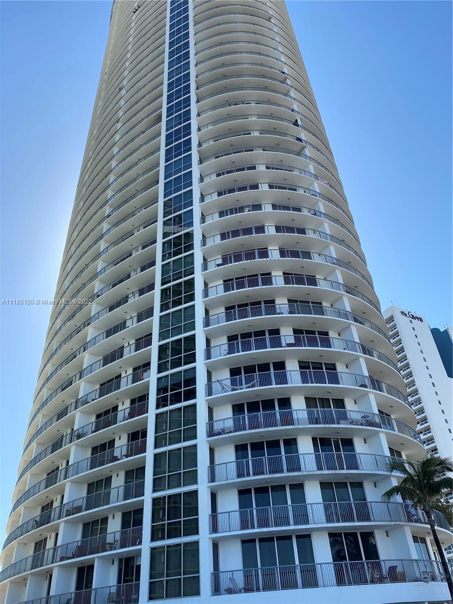 Photo 1 of Opera Tower Apt 2015 in Miami - MLS A11185150