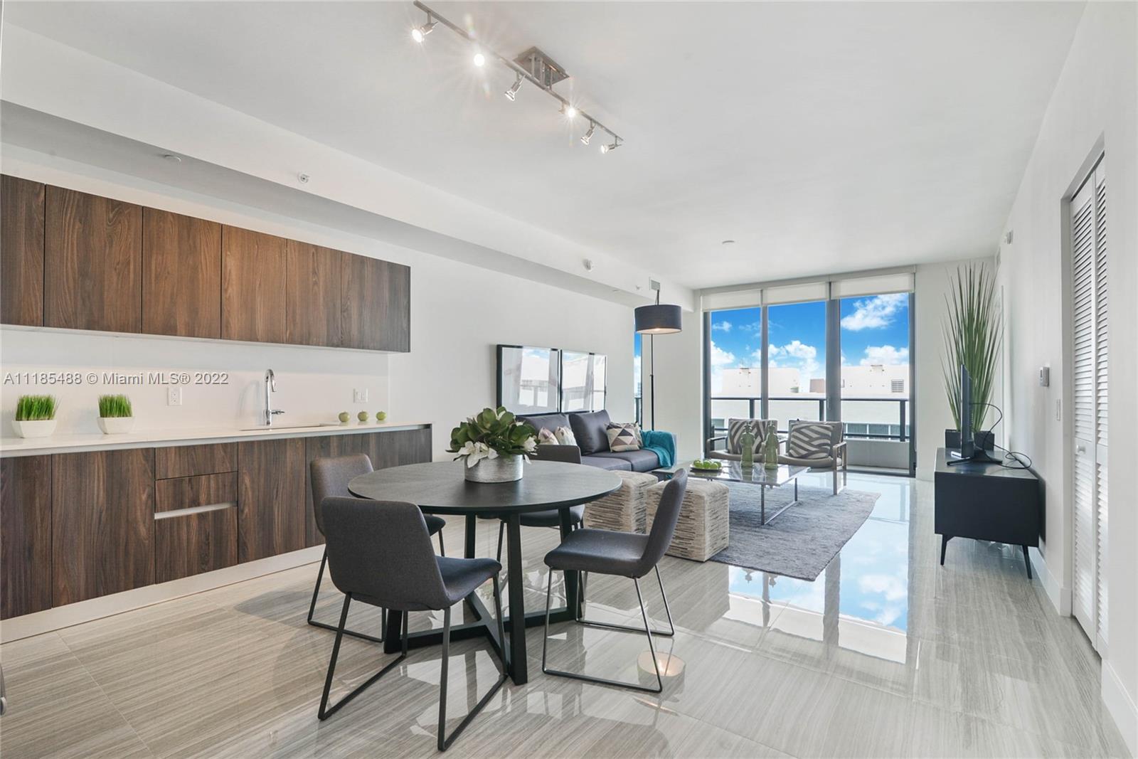 Photo 1 of Aventura Parksquare Resid Apt 1102 in Aventura - MLS A11185488