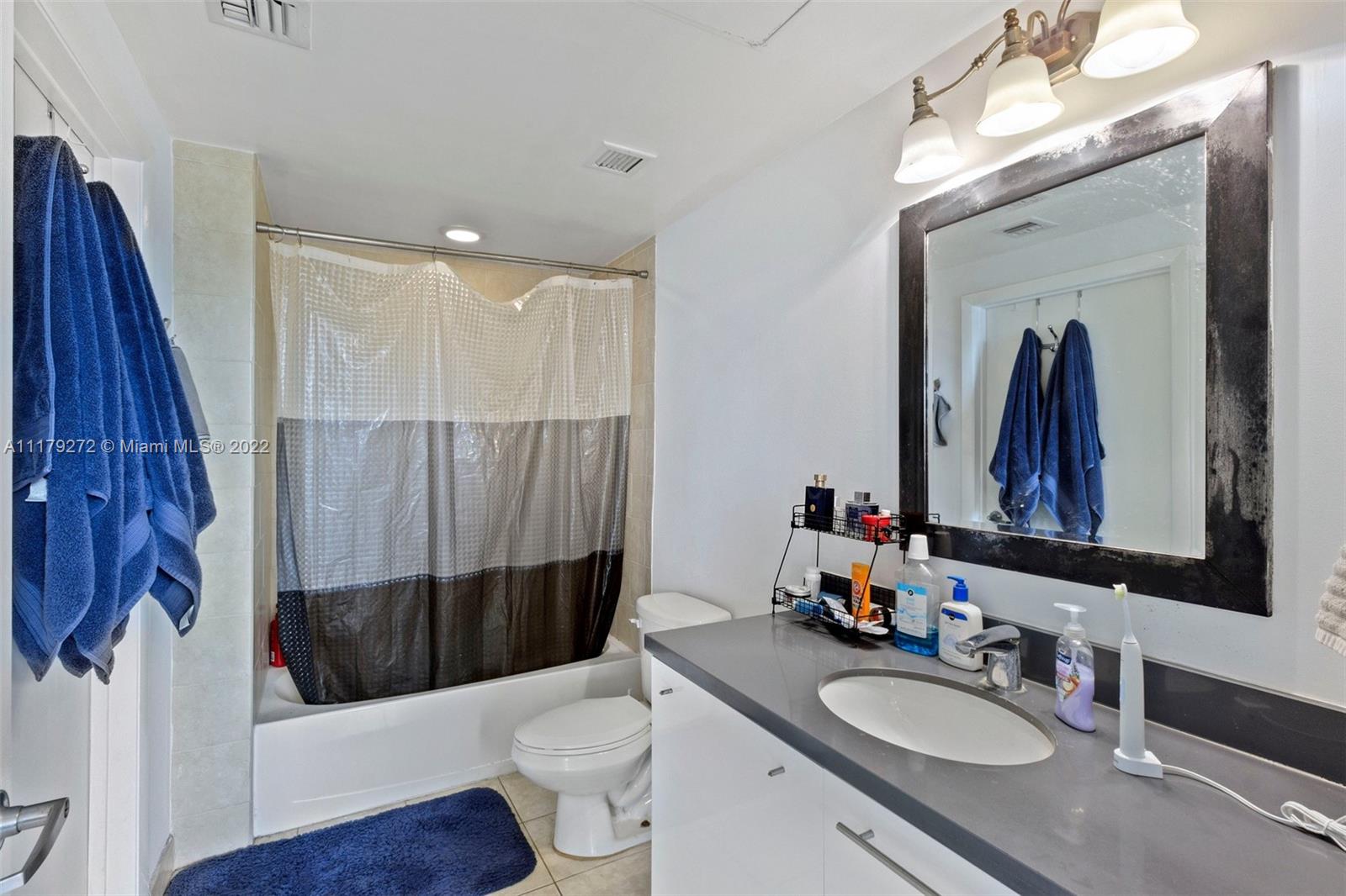 90 SW 3rd St 3903, Miami, Florida 33130, 2 Bedrooms Bedrooms, ,2 BathroomsBathrooms,Residentiallease,For Rent,90 SW 3rd St 3903,A11179272