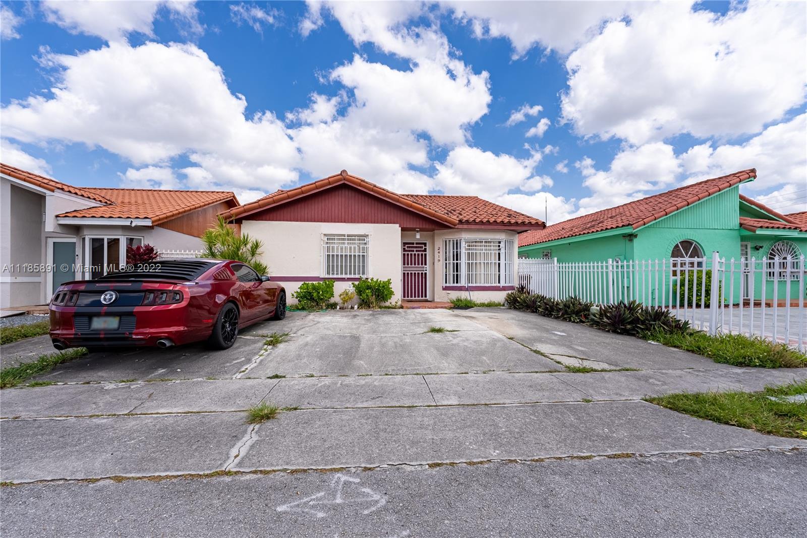 2419 W 73rd Pl, Hialeah, Florida 33016, 3 Bedrooms Bedrooms, ,2 BathroomsBathrooms,Residential,For Sale,2419 W 73rd Pl,A11185891