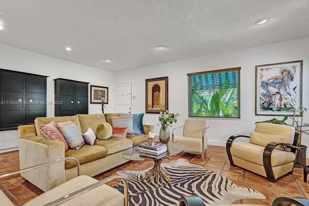 821 Tangier St, Coral Gables, Florida 33134, 2 Bedrooms Bedrooms, ,1 BathroomBathrooms,Residential,For Sale,821 Tangier St,A11185958