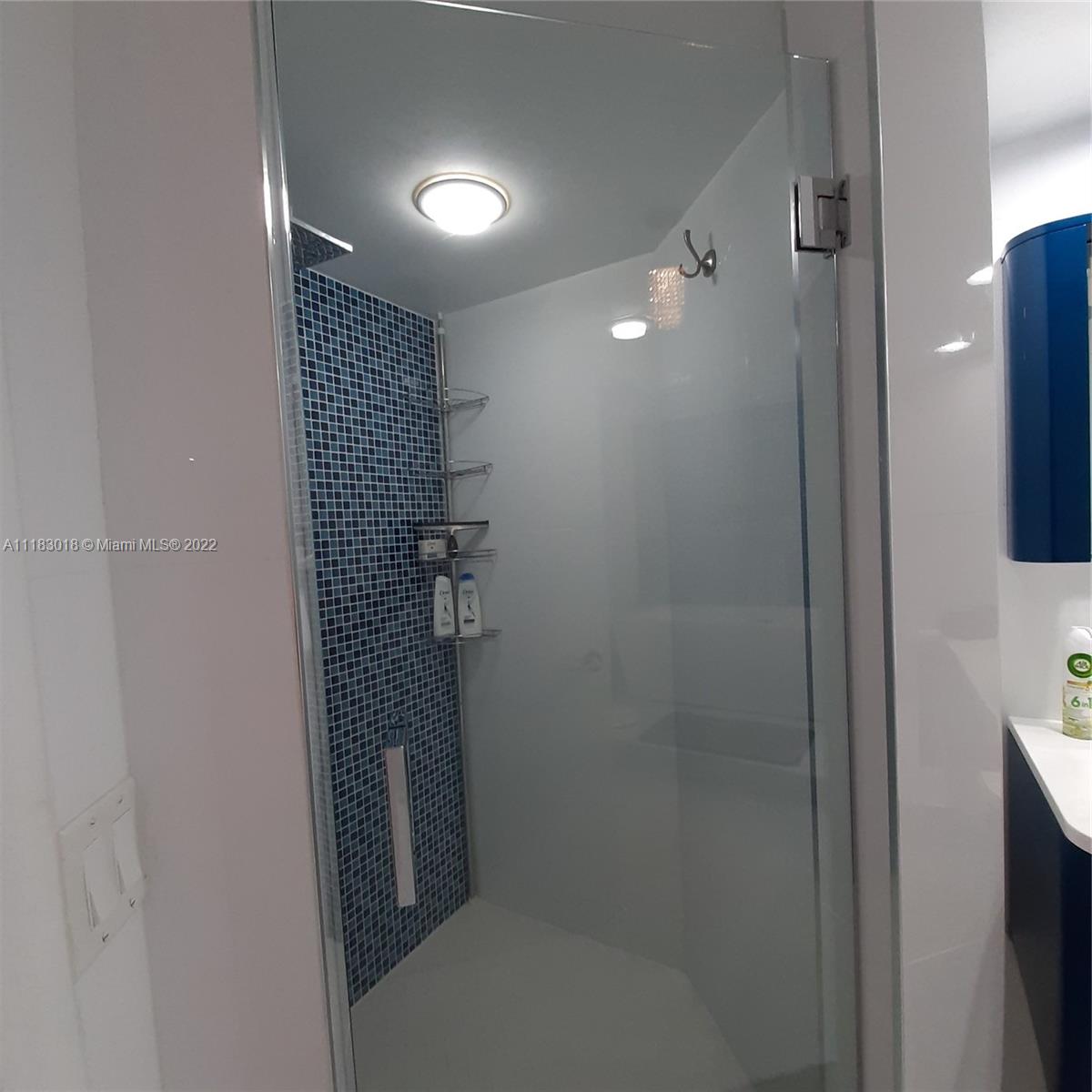 Sunny Isles Beach, Florida 33160, 1 Bedroom Bedrooms, ,1 BathroomBathrooms,Residential,For Sale,A11183018