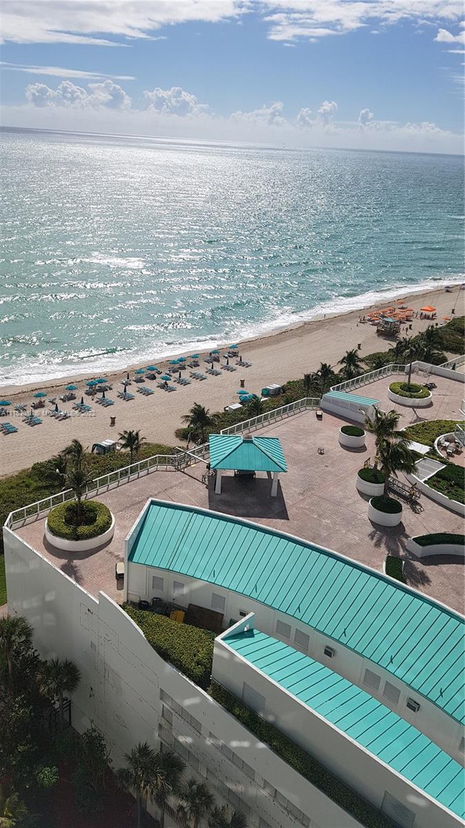 Sunny Isles Beach, Florida 33160, 1 Bedroom Bedrooms, ,1 BathroomBathrooms,Residential,For Sale,A11183018