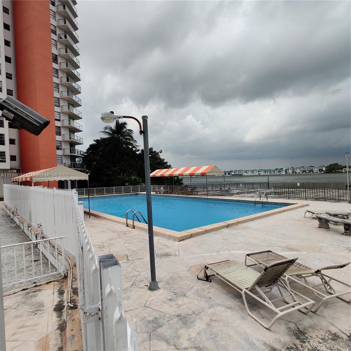 Buckley Towers, 1301 Ne Miami Gardens Dr #3