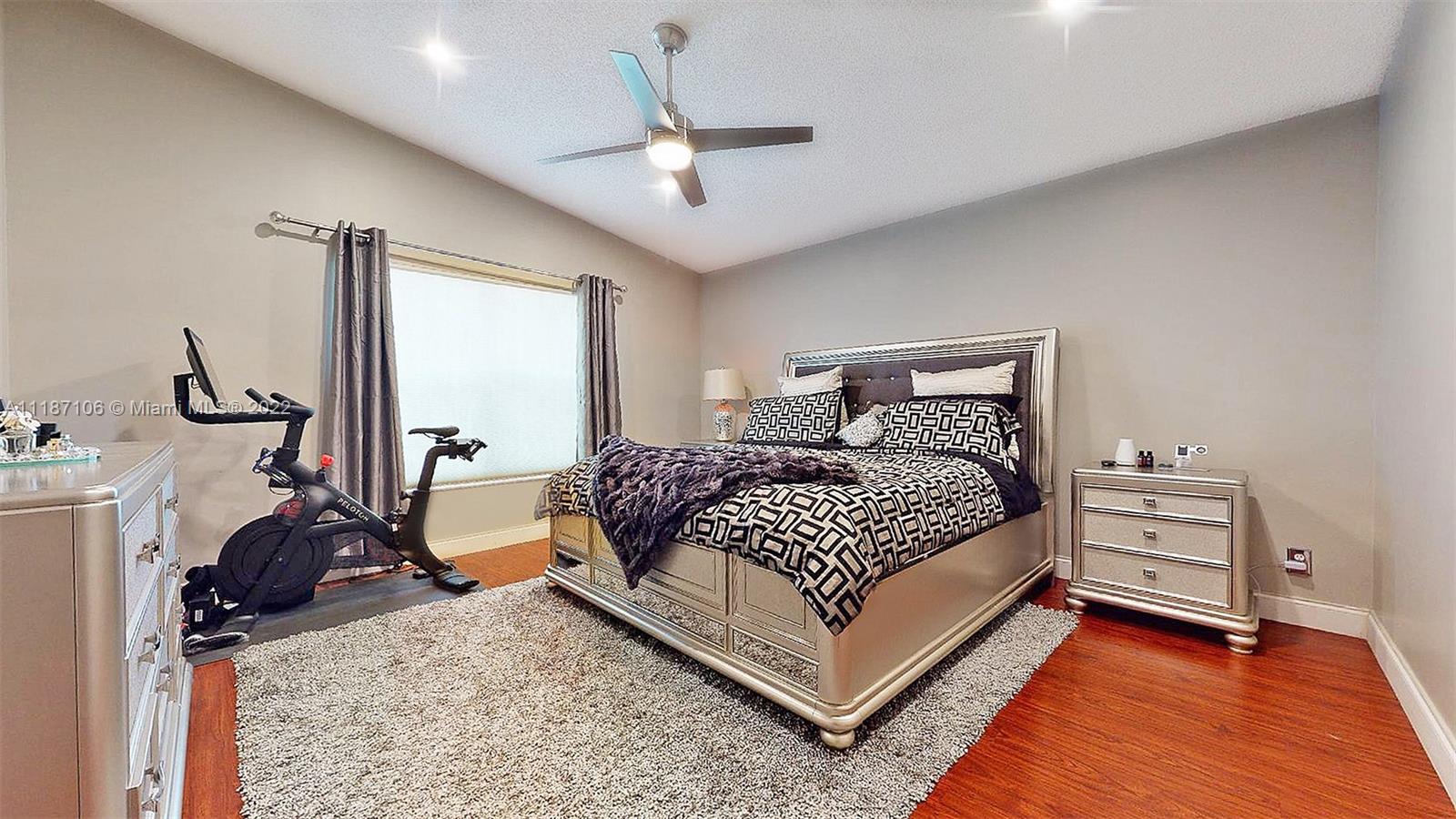 Listing Photo 20