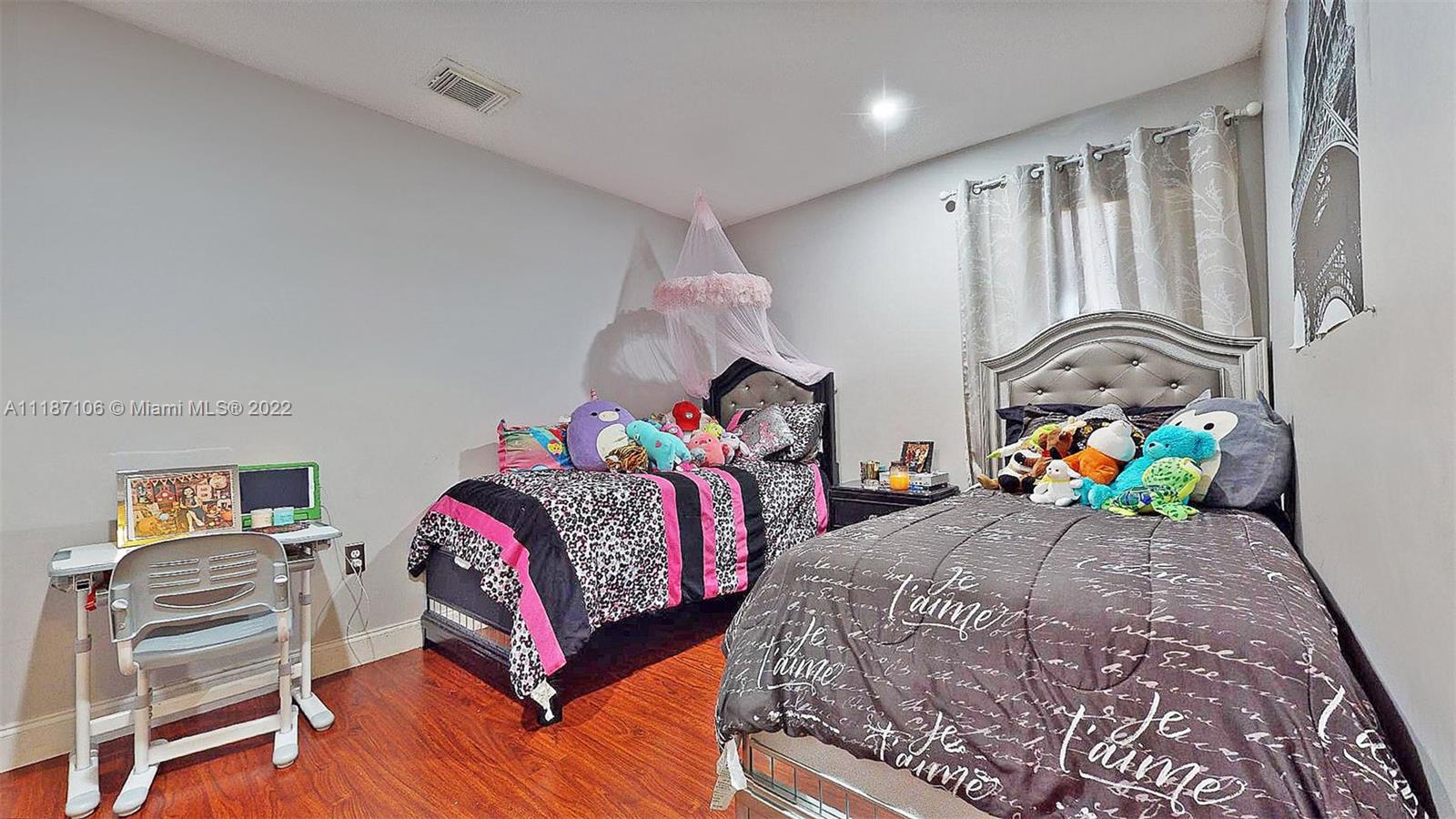 Listing Photo 27