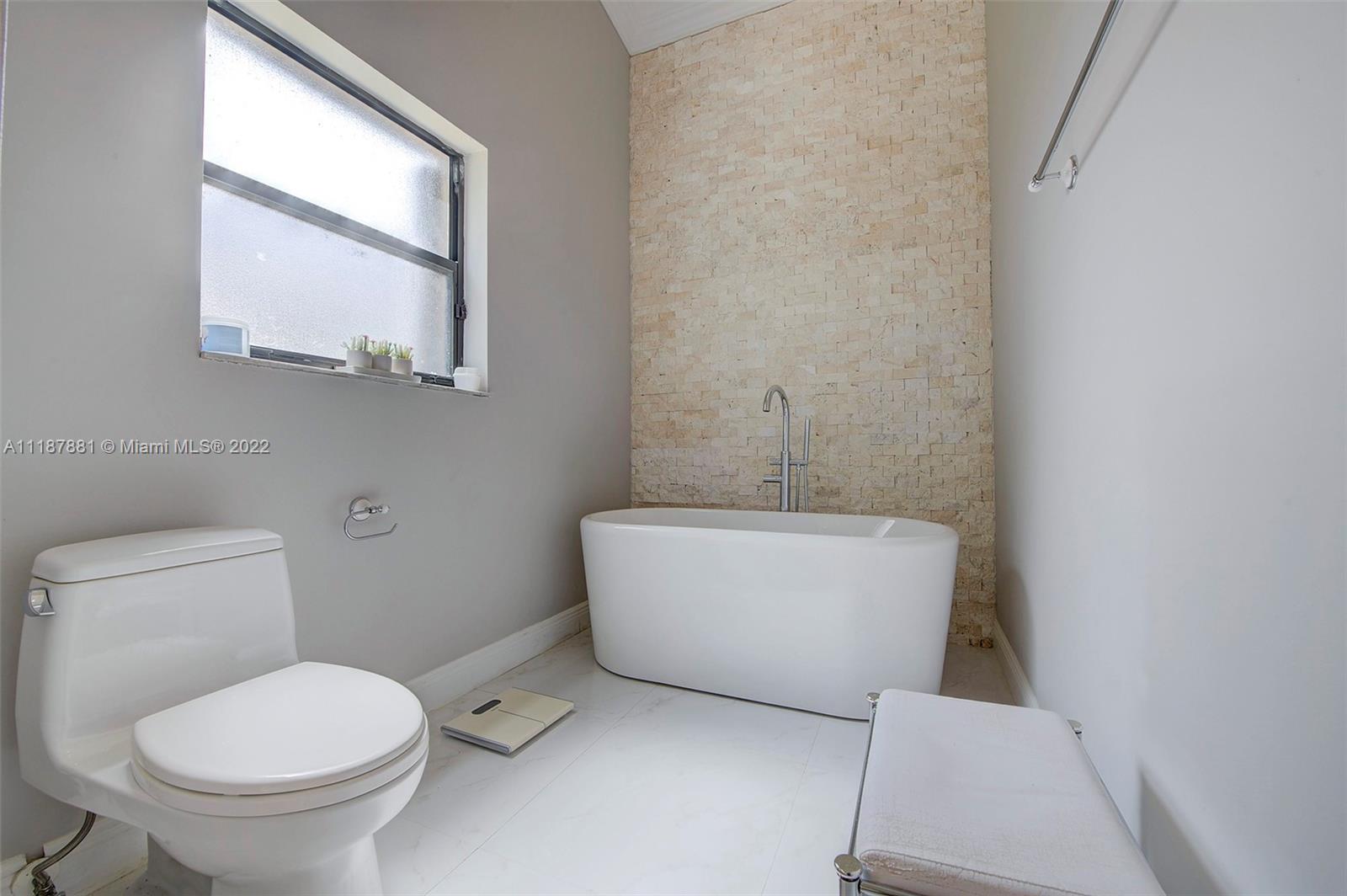 Listing Photo 42