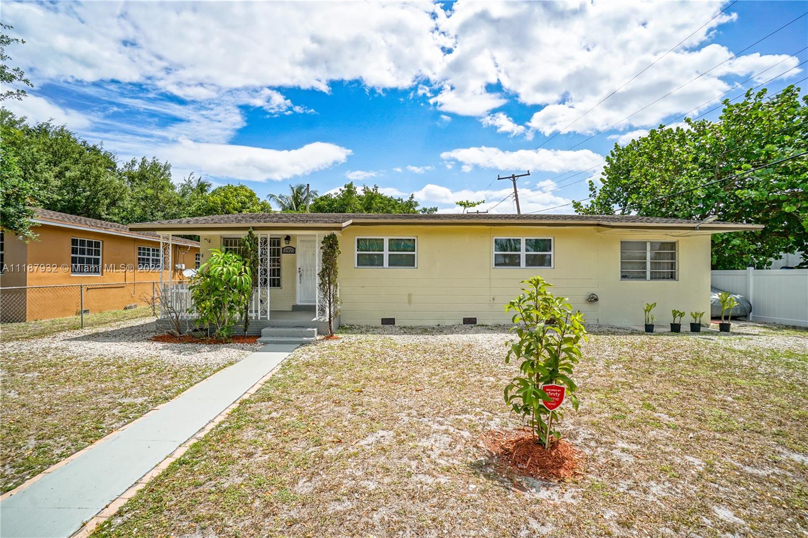 11921 NW 15th Ave, North Miami, FL 33167