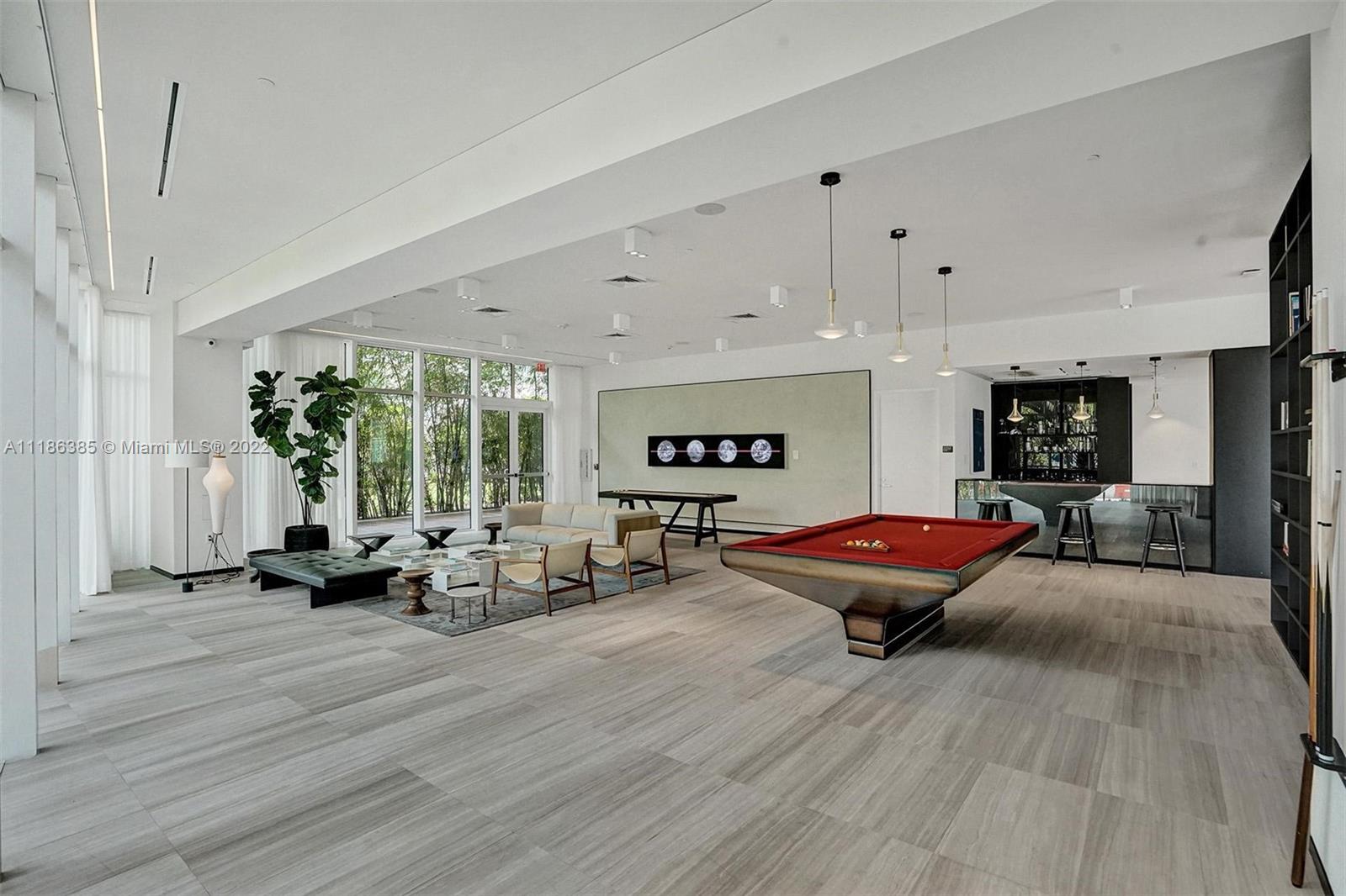 4701 N Meridian Ave. 214, Miami Beach, Florida 33140, 2 Bedrooms Bedrooms, ,2 BathroomsBathrooms,Residentiallease,For Rent,4701 N Meridian Ave. 214,A11186385