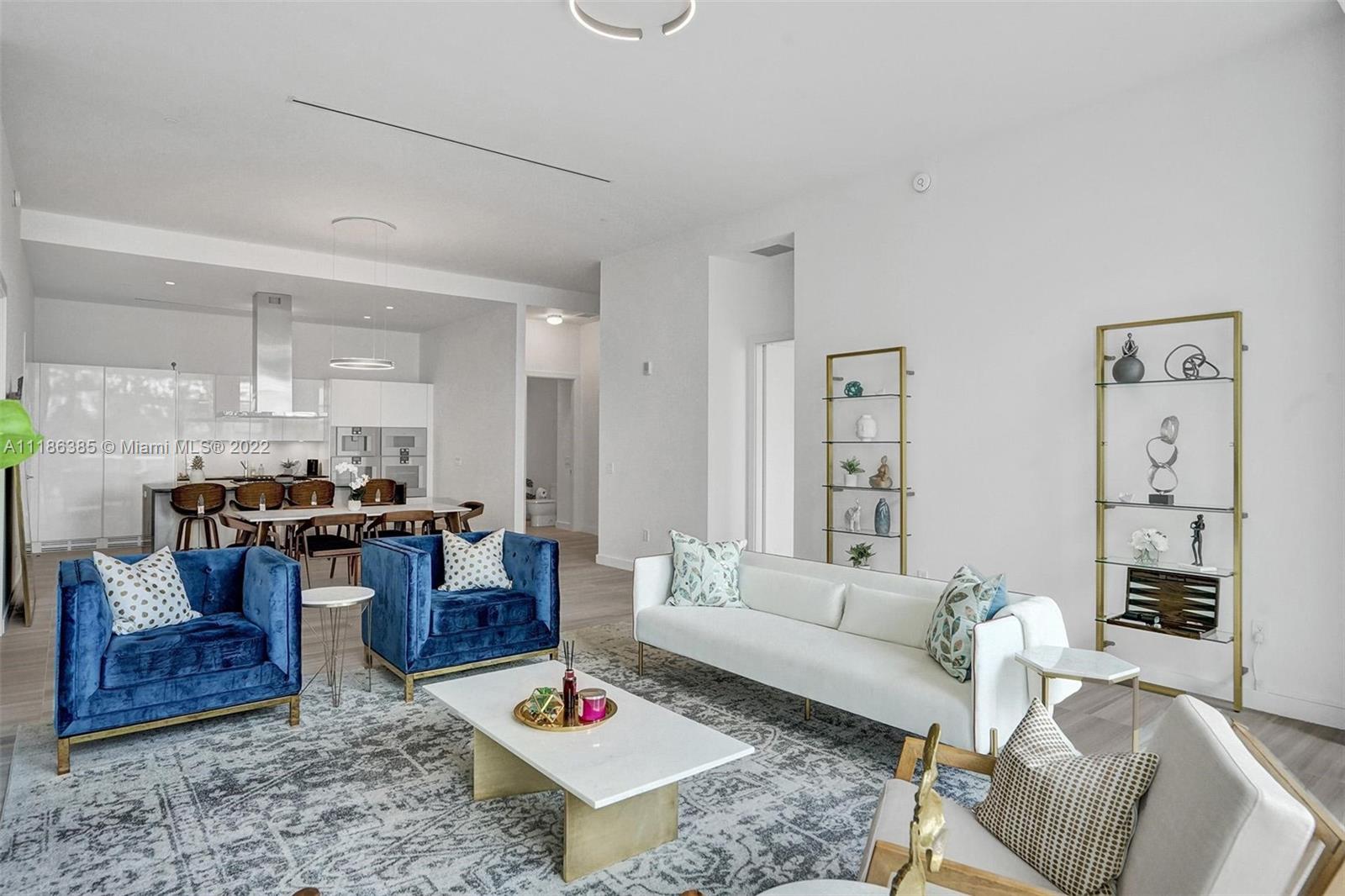 4701 N Meridian Ave. 214, Miami Beach, Florida 33140, 2 Bedrooms Bedrooms, ,2 BathroomsBathrooms,Residentiallease,For Rent,4701 N Meridian Ave. 214,A11186385